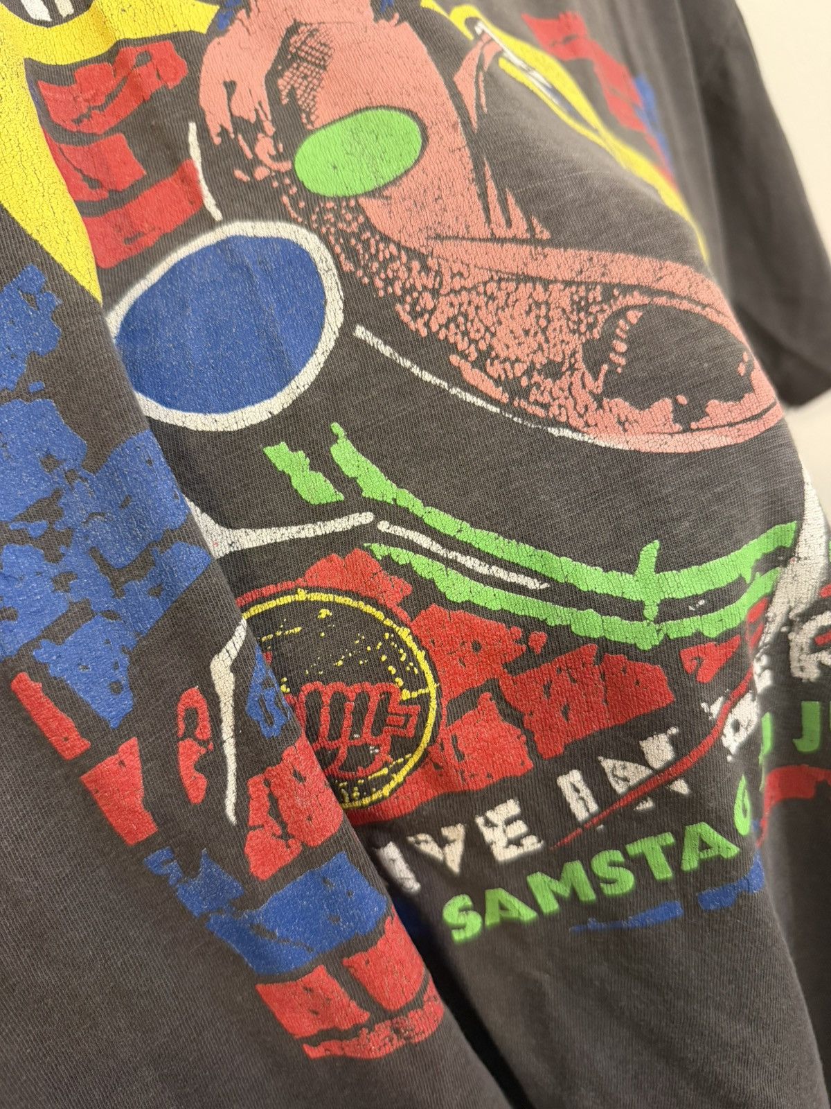 Band Tees Pink Floyd – “The Wall Live in Berlin ’90” Vintage Tee Size US L / EU 52-54 / 3 - 7 Thumbnail