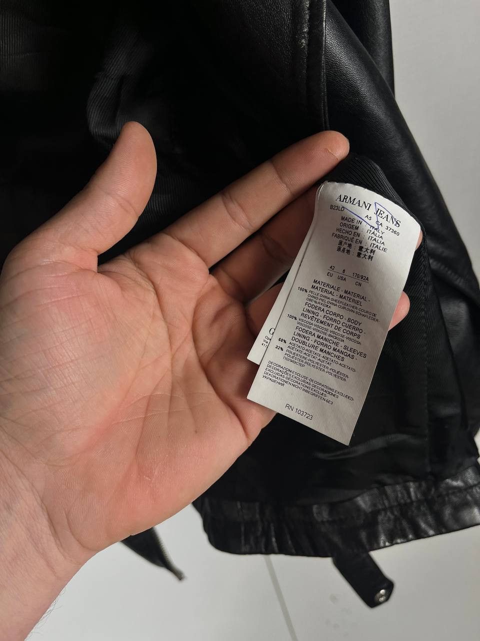 Armani × Vintage Leather Jacket By Armani Jeans Size M / US 6-8 / IT 42-44 - 4 Thumbnail