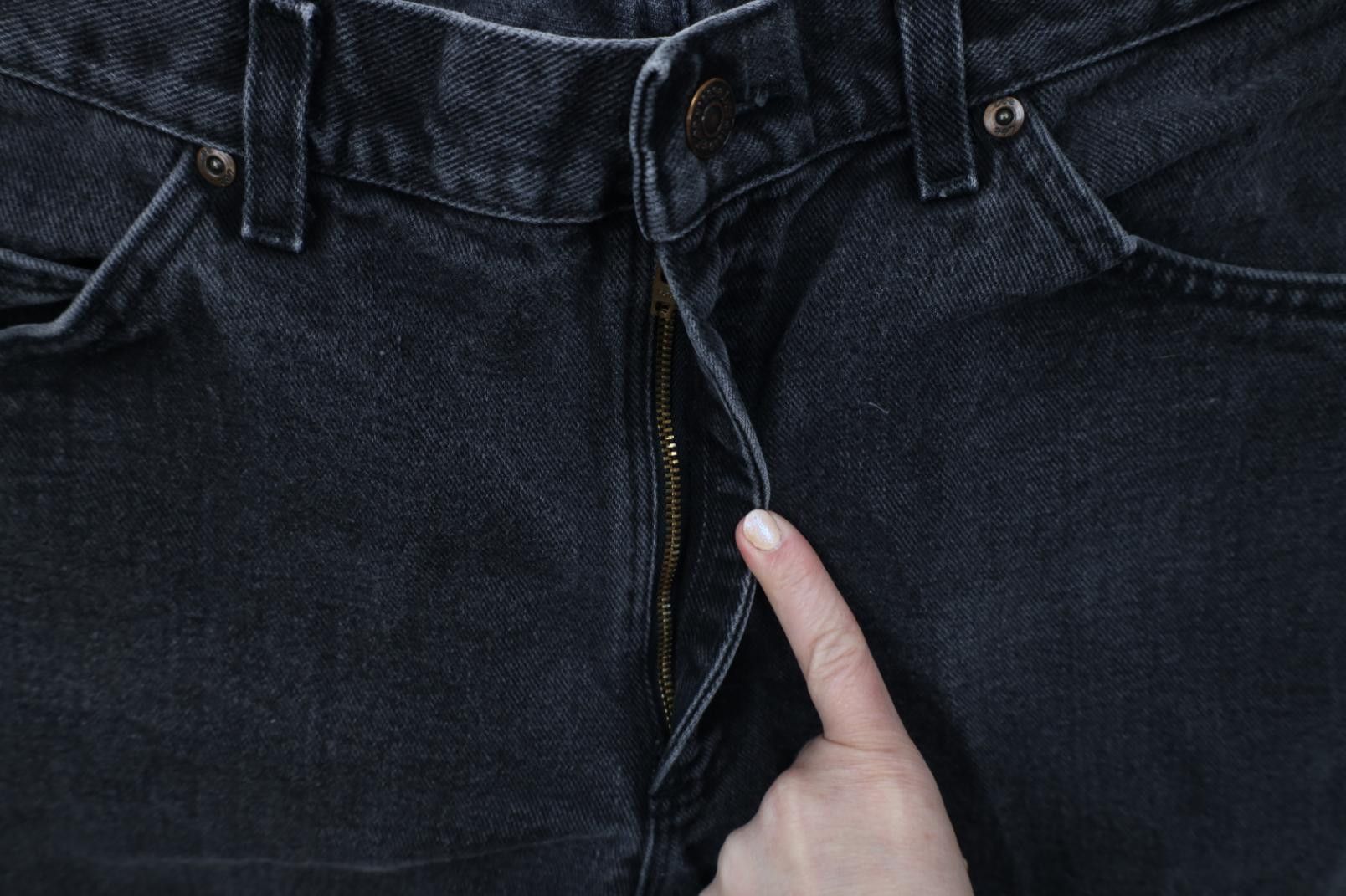 Lee Vintage 90s Lee Faded Straight Leg Denim Jeans Black Cotton Size US 36 / EU 52 - 7 Thumbnail