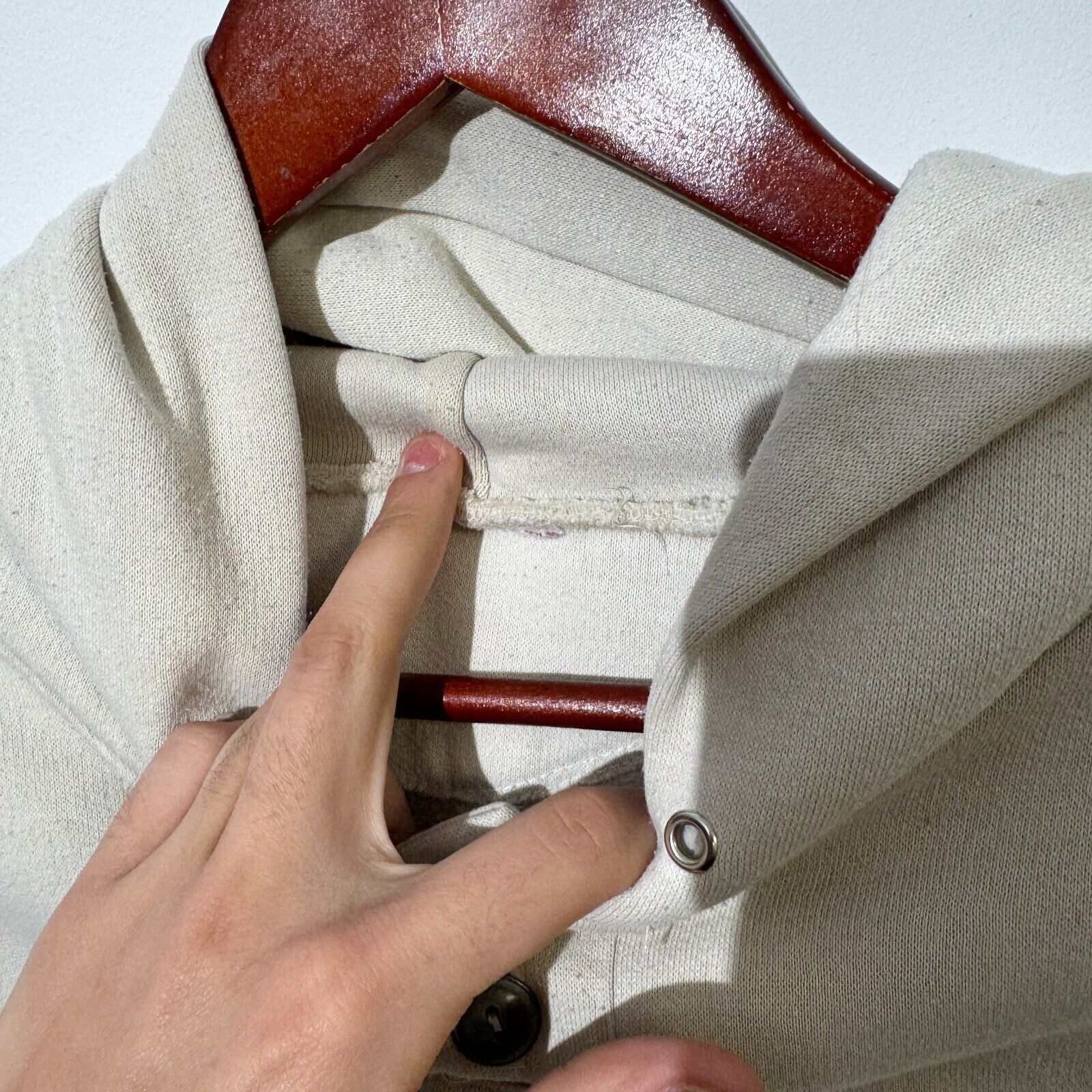 Vintage Vintage Unisex Beige Cotton Hoodie Size L Pennstate Button Size US L / EU 52-54 / 3 - 6 Thumbnail