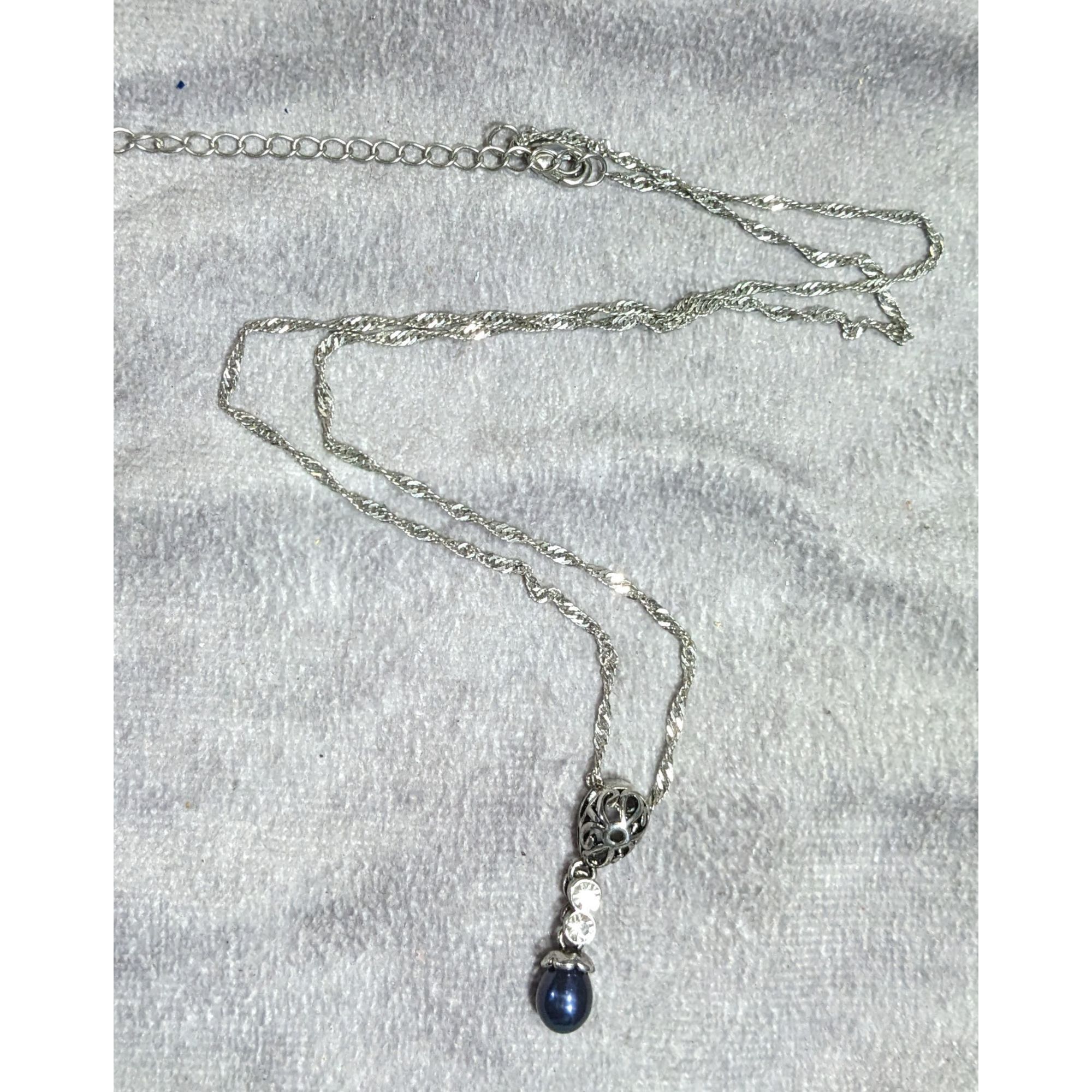 Other Elegant Whimsical Silver Tone Pendant Necklace With Dark Blu Size ONE SIZE - 6 Thumbnail