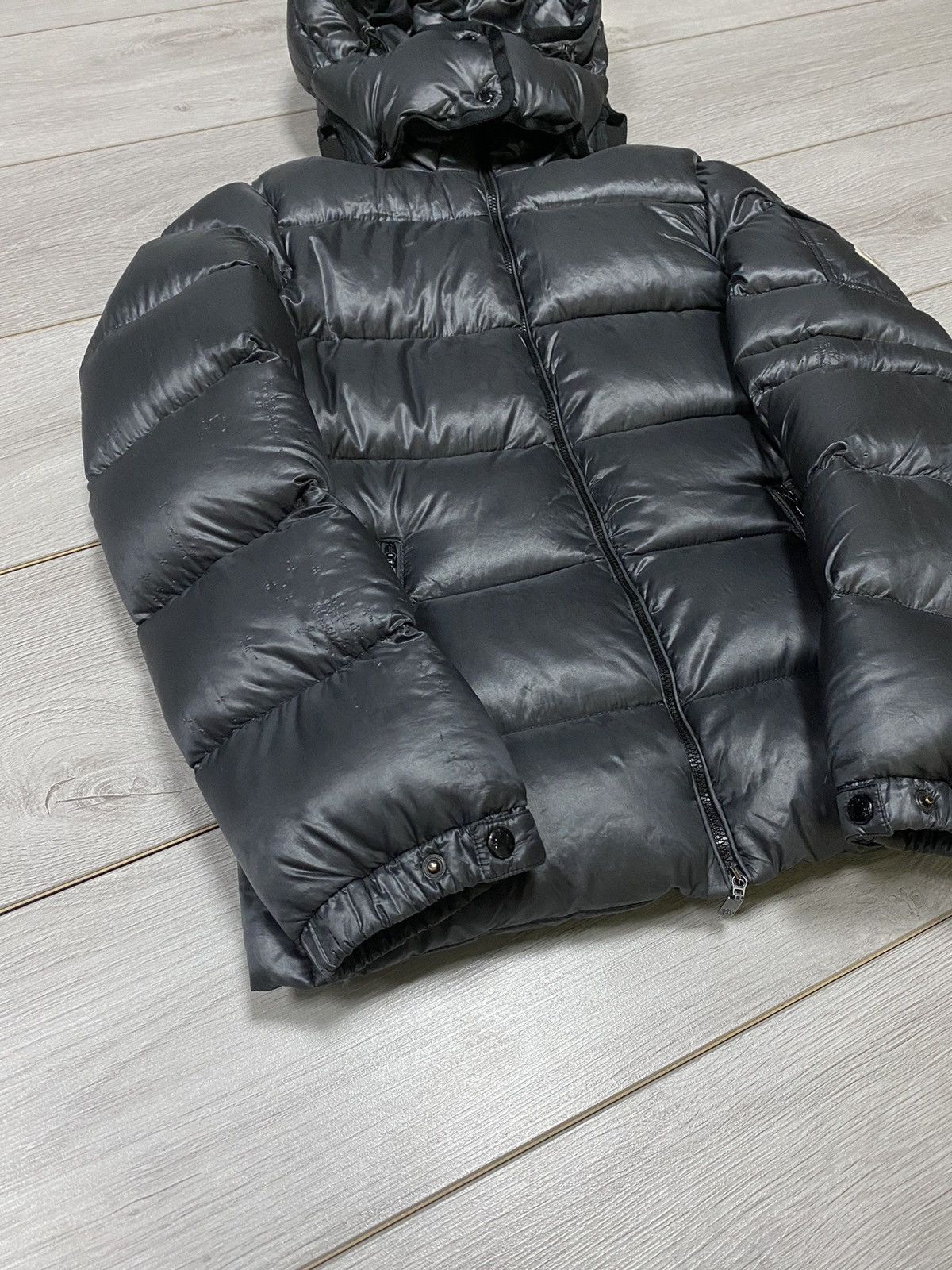 Moncler Moncler Berre Giubbotto puffer down jacket Size S / US 4 / IT 40 - 18 Thumbnail