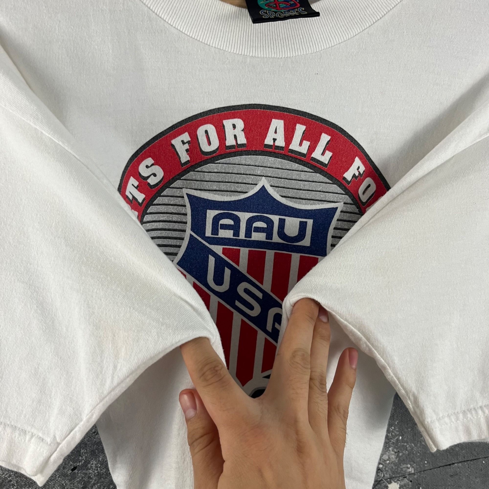 Disney × Vintage Vintage Disney AAU sports shirt Size US L / EU 52-54 / 3 - 4 Thumbnail