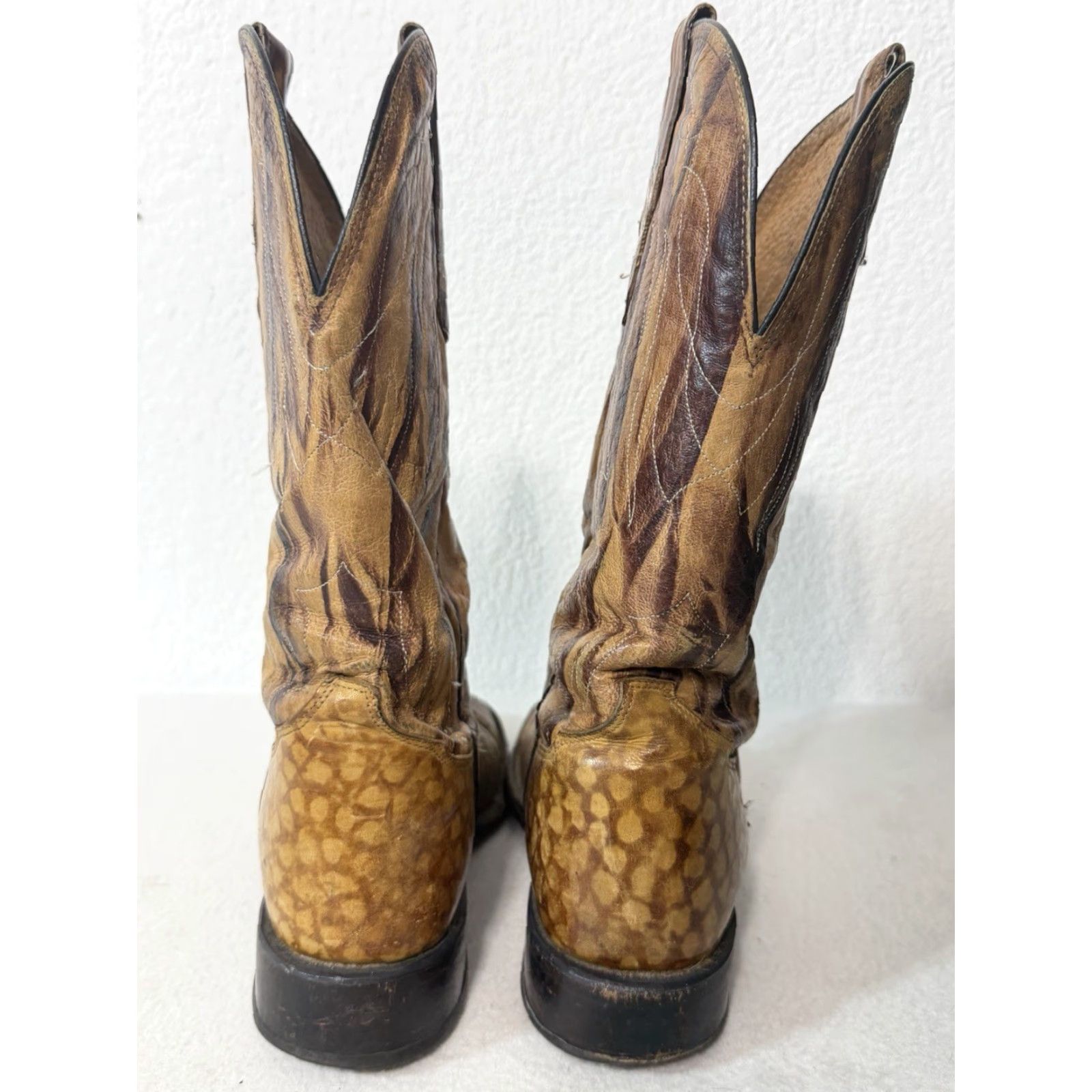 Tony Lama VTG Tony Lama Brown Western Cowboy Boots Men’s 8.5 D Brown Leather Exotic Print Boots Size US 9 / EU 42 - 6 Thumbnail