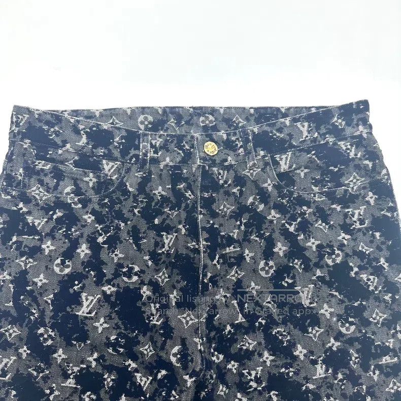 Louis Vuitton Louis Vuitton Black monogrammed flocked full-print pants Size US 34 / EU 50 - 2 Thumbnail