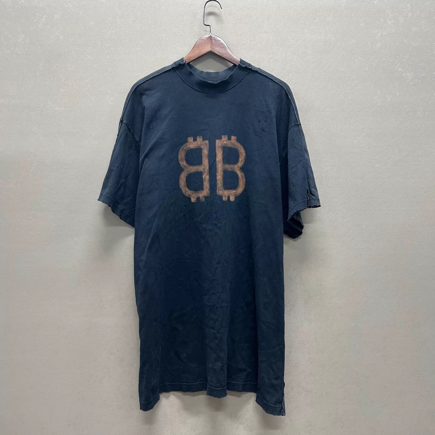Balenciaga Balenciaga Mud-Dyed Eiffel Tower BTC Letter Print Tee Size US M / EU 48-50 / 2 - 2 Thumbnail