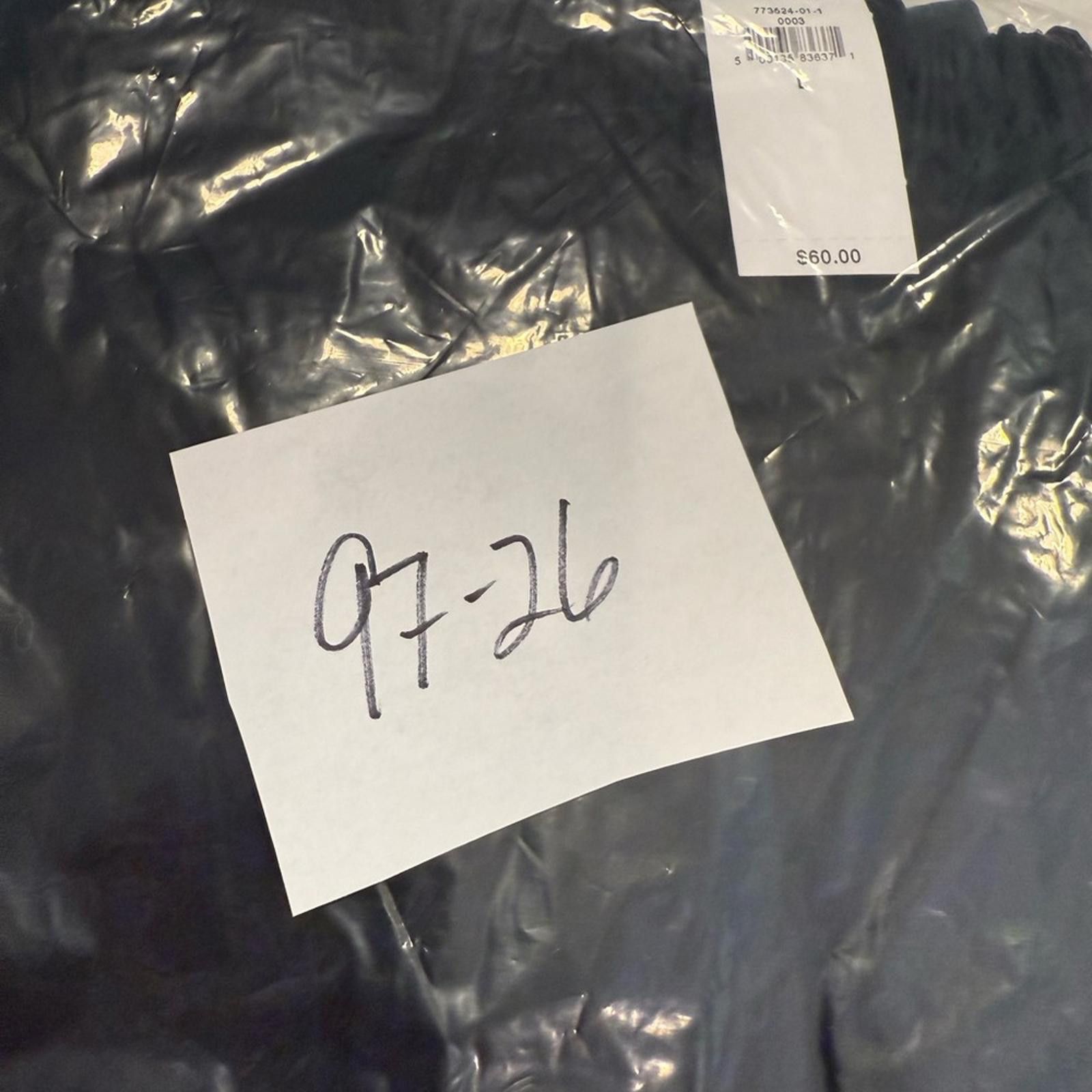 Banana Republic Banana Republic Factory black crop top ruffled SZ LG Size L / US 10 / IT 46 - 10 Thumbnail