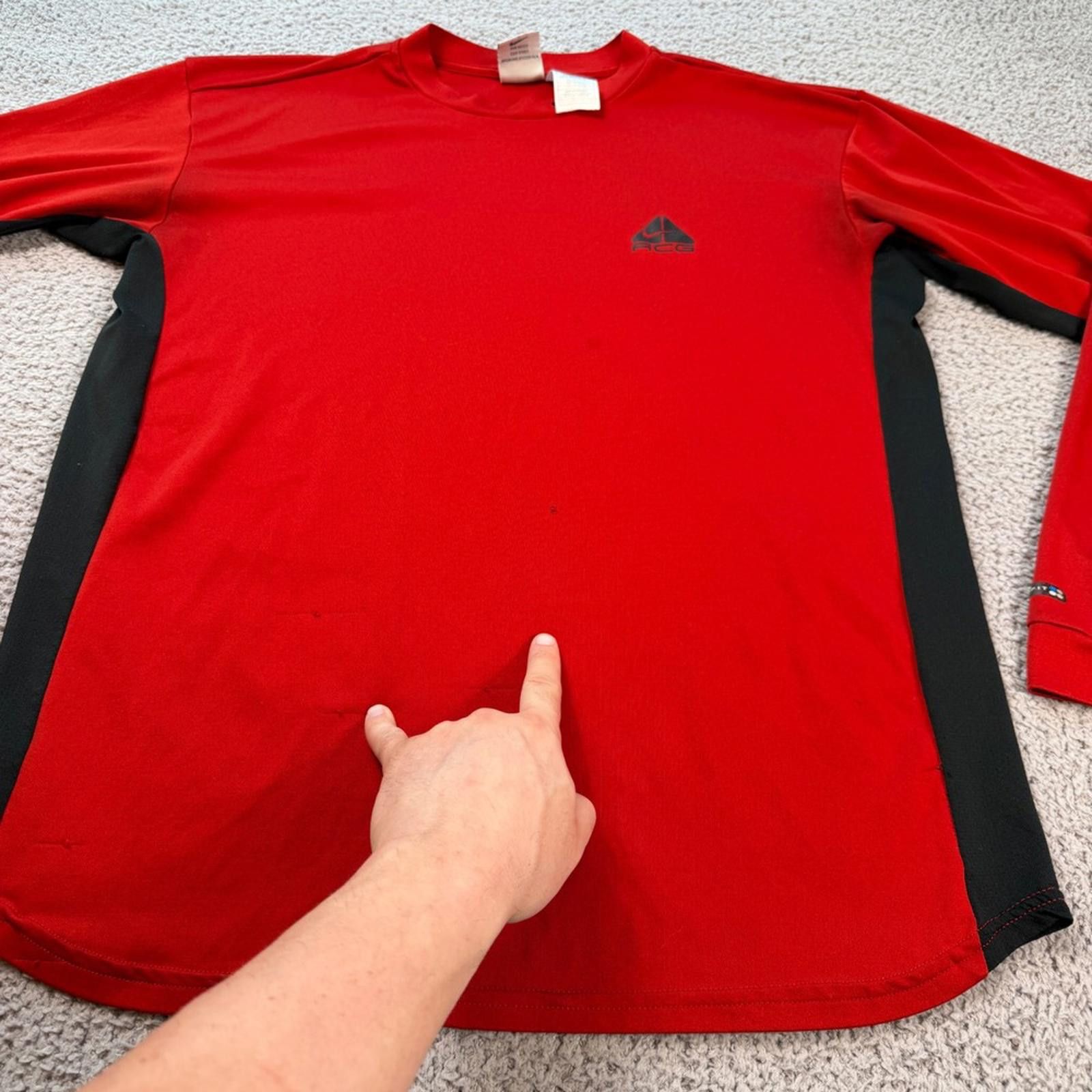 Nike Vintage Nike ACG Long Sleeve Shirt Red Black Mens Large 90s Size US L / EU 52-54 / 3 - 7 Thumbnail