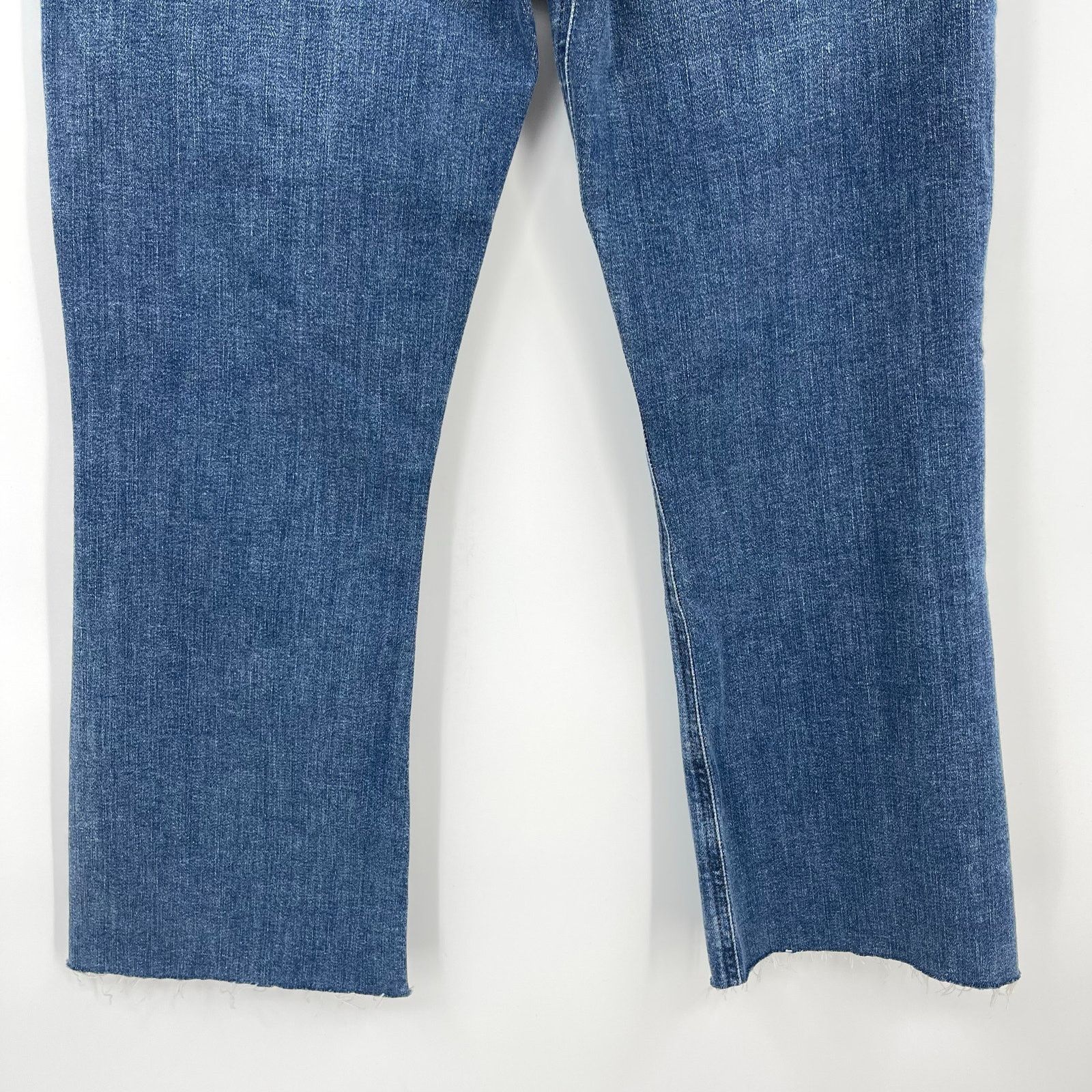 Citizens Of Humanity Citizens of Humanity | Isola Cropped Boot Jean in Lawless 26 Size 26" / US 2 / IT 38 - 12 Thumbnail