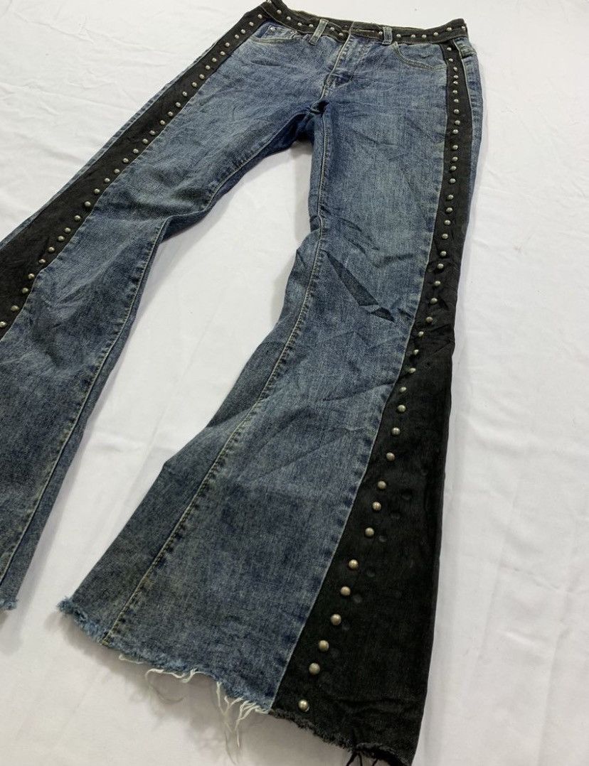 20471120 Y2k Distressed Super Flare Denim Pants Ifsix lgb style Size US 29 - 3 Thumbnail