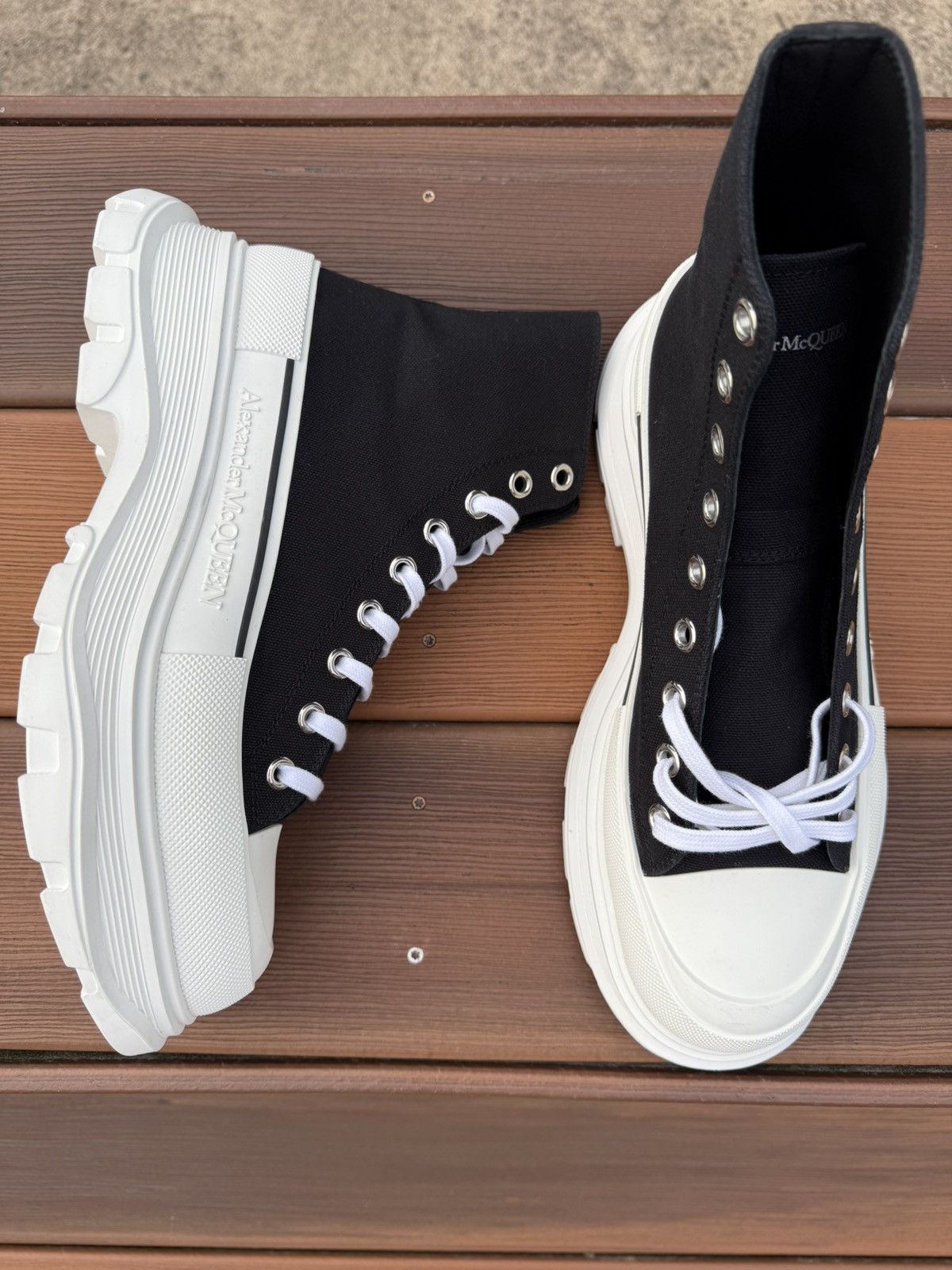 Alexander McQueen Tread-slick Boots size 10 black