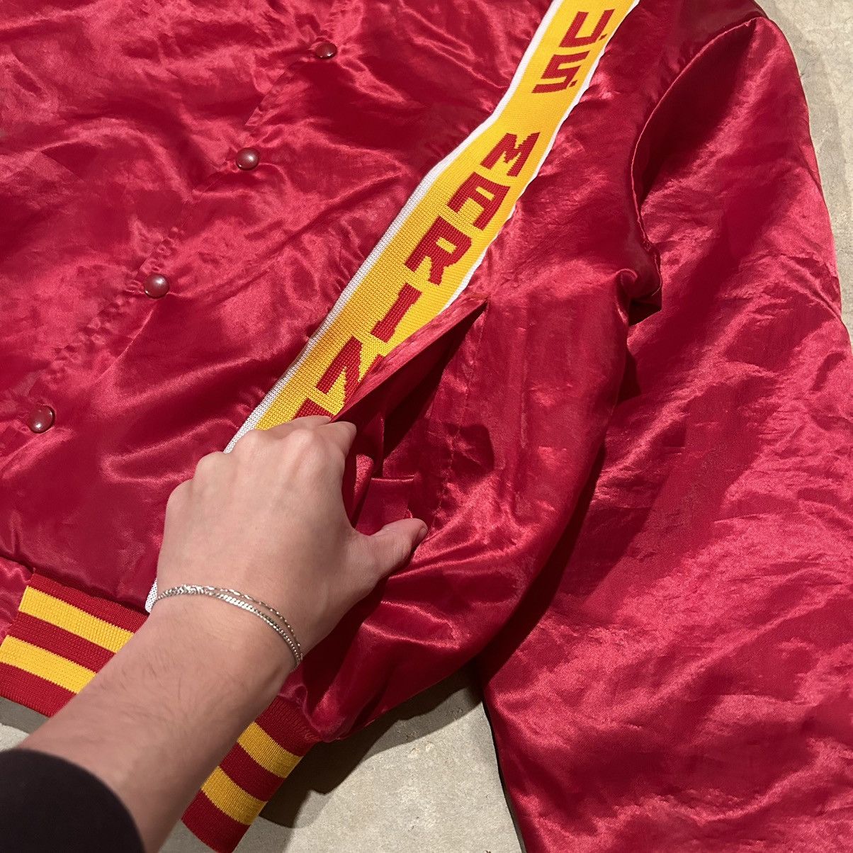 Vintage Crazy Vintage 80s US Marines Swingster Satin Bomber Jacket Size US XL / EU 56 / 4 - 4 Thumbnail