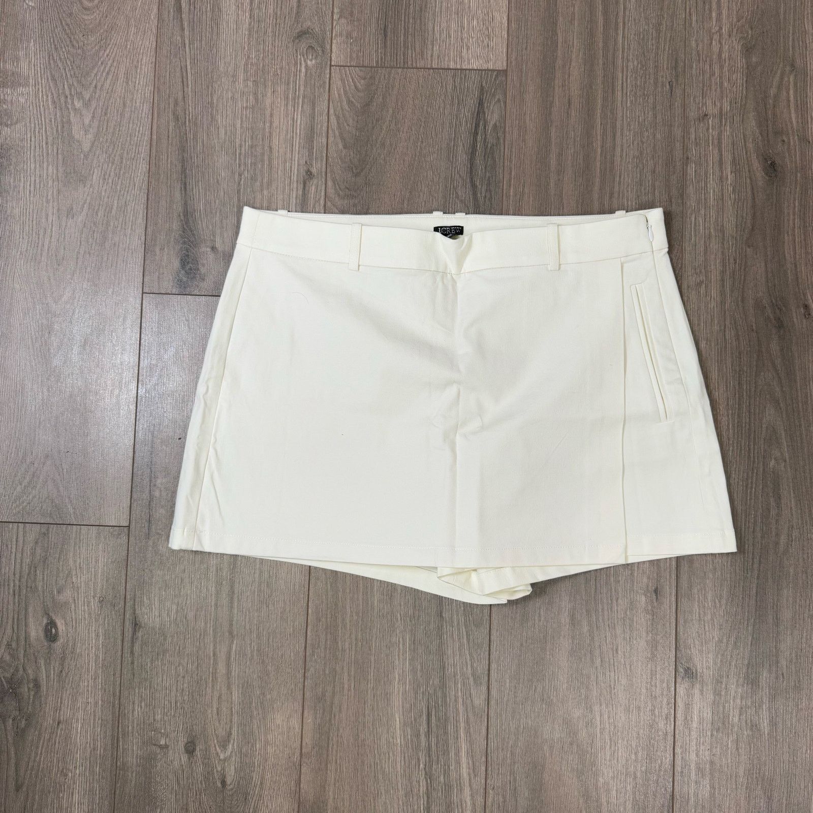 J.Crew J Crew Bi Stretch Cotton Preppy Mini Skorts US Womens 14Plus Size 36" / US 14 / IT 50 - 1 Thumbnail
