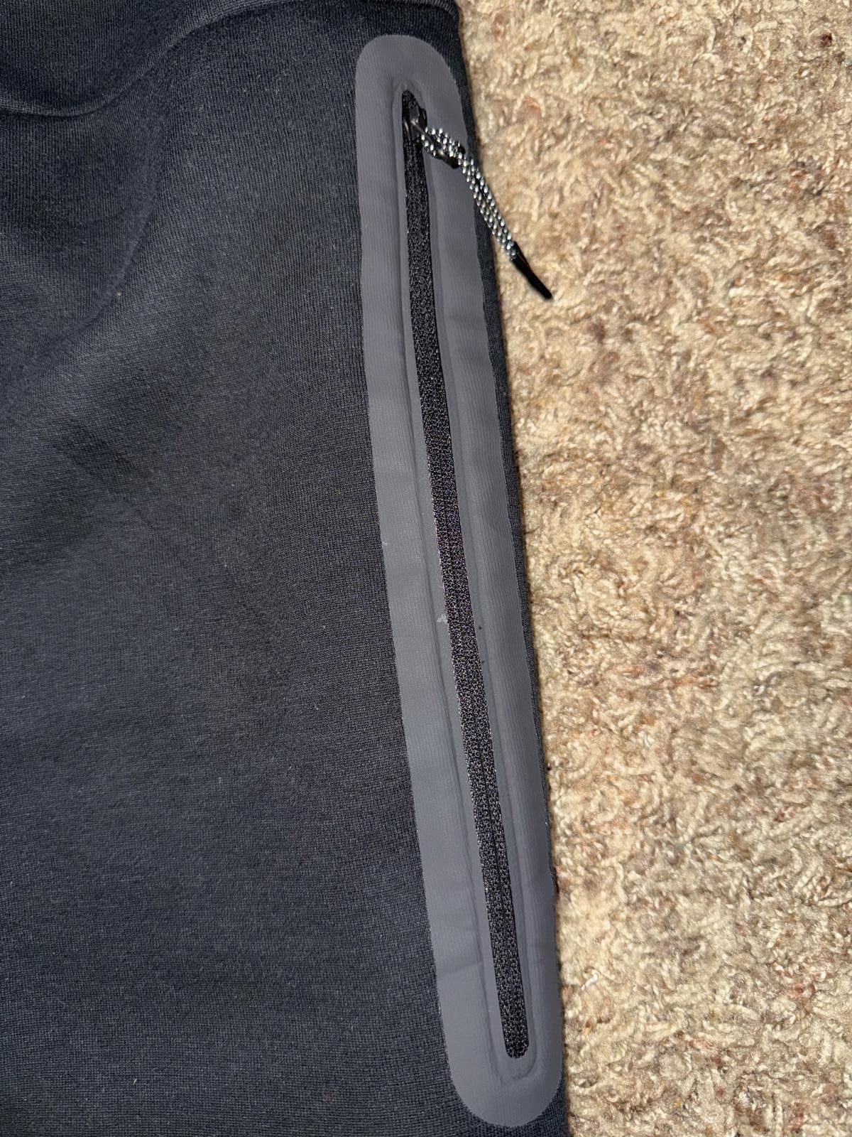 Nike Nike Men’s Sportswear Black Tech Fleece Sweatpants Sample Size US 44 / EU 60 - 6 Thumbnail