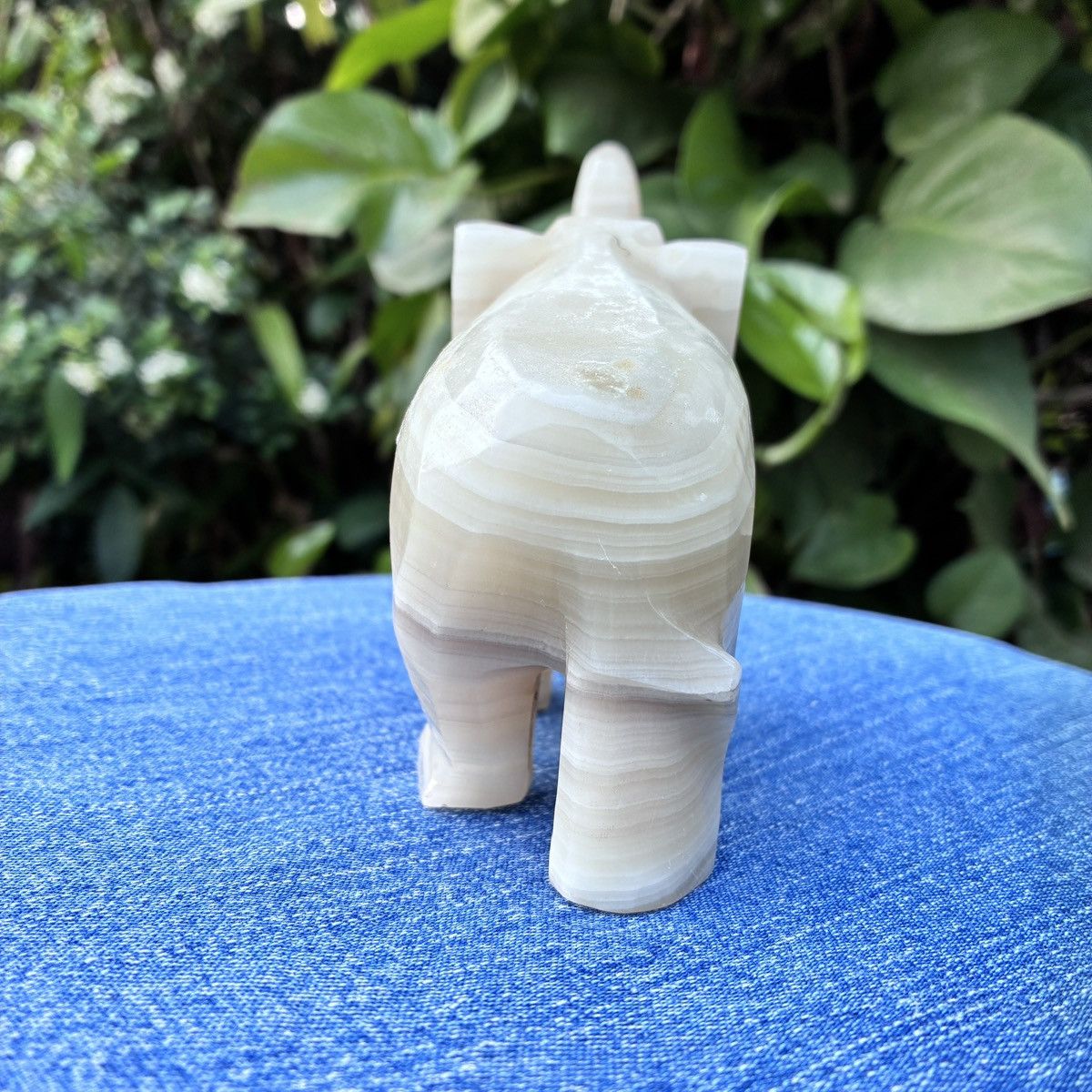 Vintage Hand Carved Elephant Onyx Stone Animal Figurine Trunk Up Size ONE SIZE - 3 Thumbnail