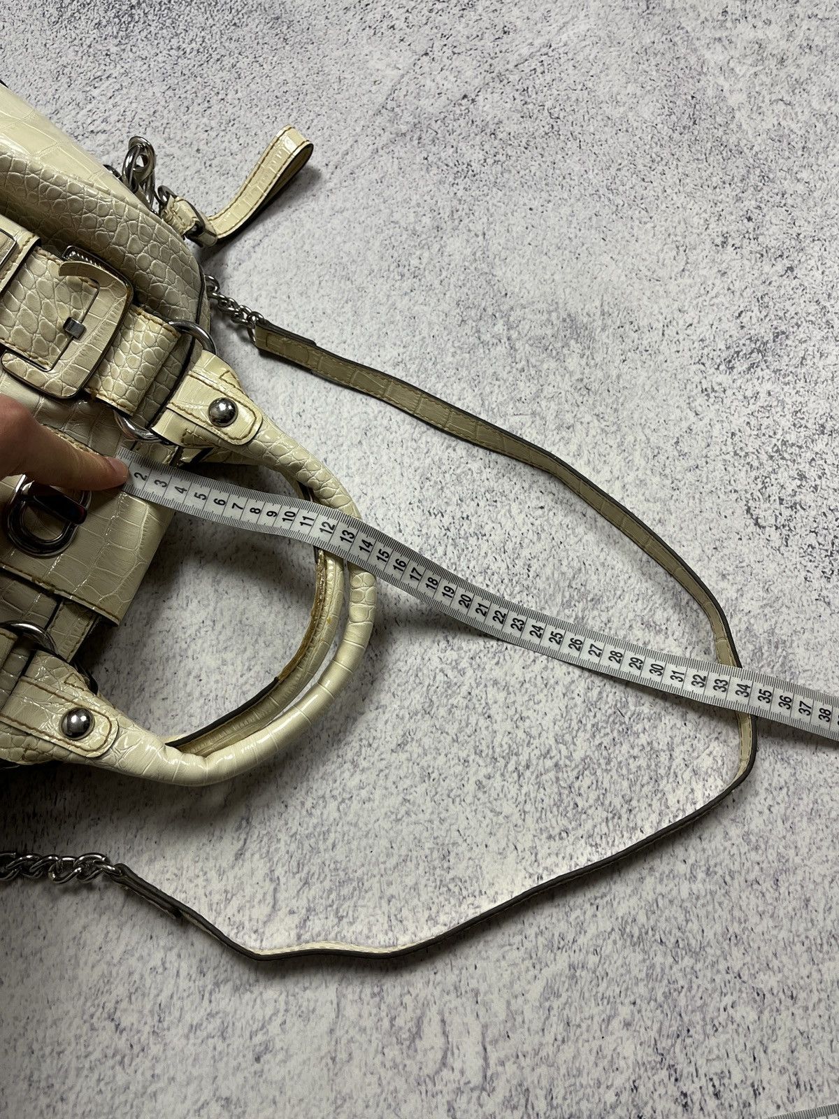 Guess Guess Vintage Buckle Logo Shoulder Bag 00’s Y2k Avant Garde Size ONE SIZE - 12 Thumbnail