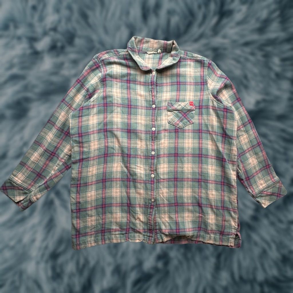 Vintage Woolrich Button-Up Shirt Womens XL Plaid Flannel Green Pink 90s Size XL / US 12-14 / IT 48-50 - 1 Thumbnail