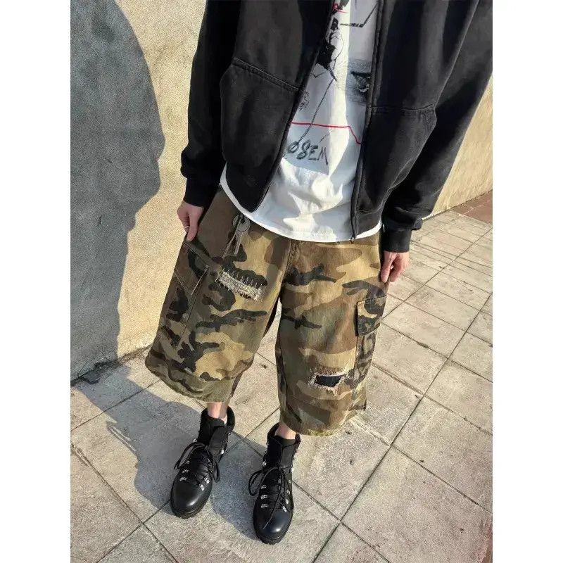 Japanese Brand Retro distressed camouflage denim shorts Size US 32 / EU 48 - 5 Thumbnail