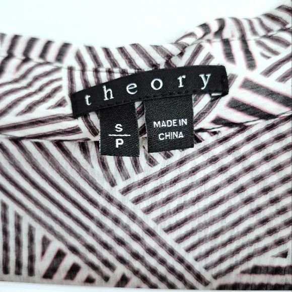 Theory Darlia B&W Silk Striped Collared V-Neck Long Slv Blouse Size S / US 4 / IT 40 - 7 Thumbnail