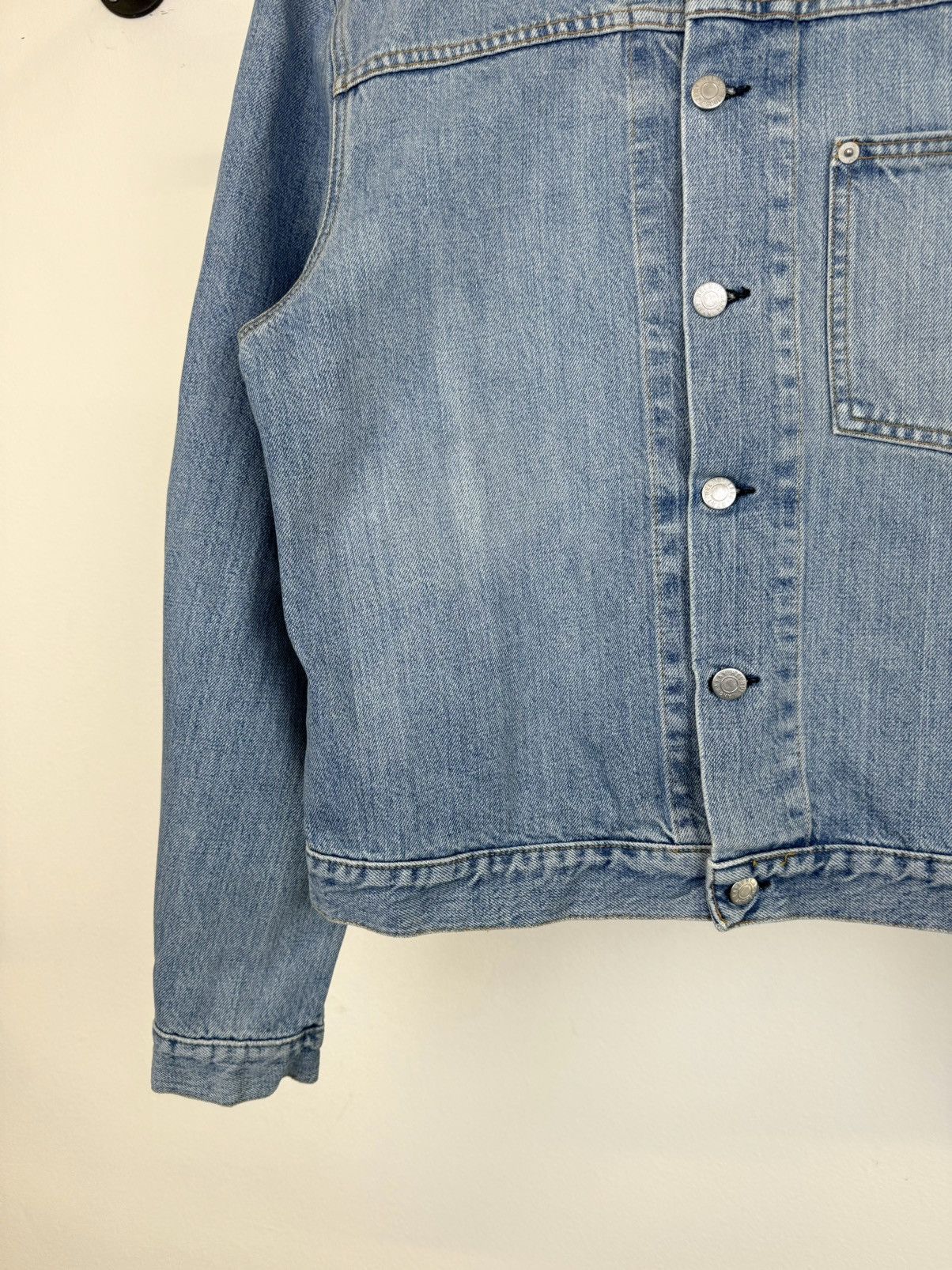 Helmut Lang 1990s Helmut lang vintage sanded 1 pocket denim jacket Size US M / EU 48-50 / 2 - 3 Thumbnail