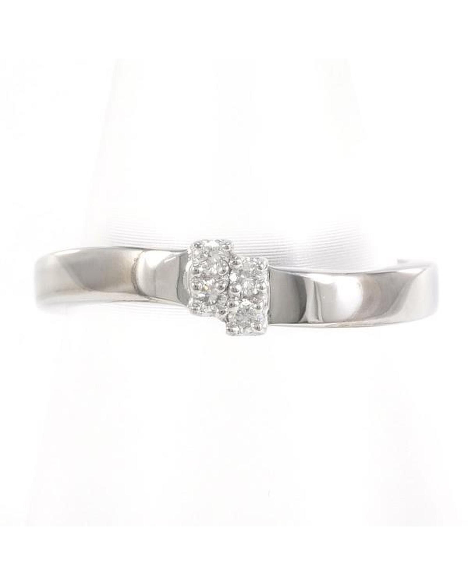 image of Curved Diamond Ring In 18K Silver, Women's
