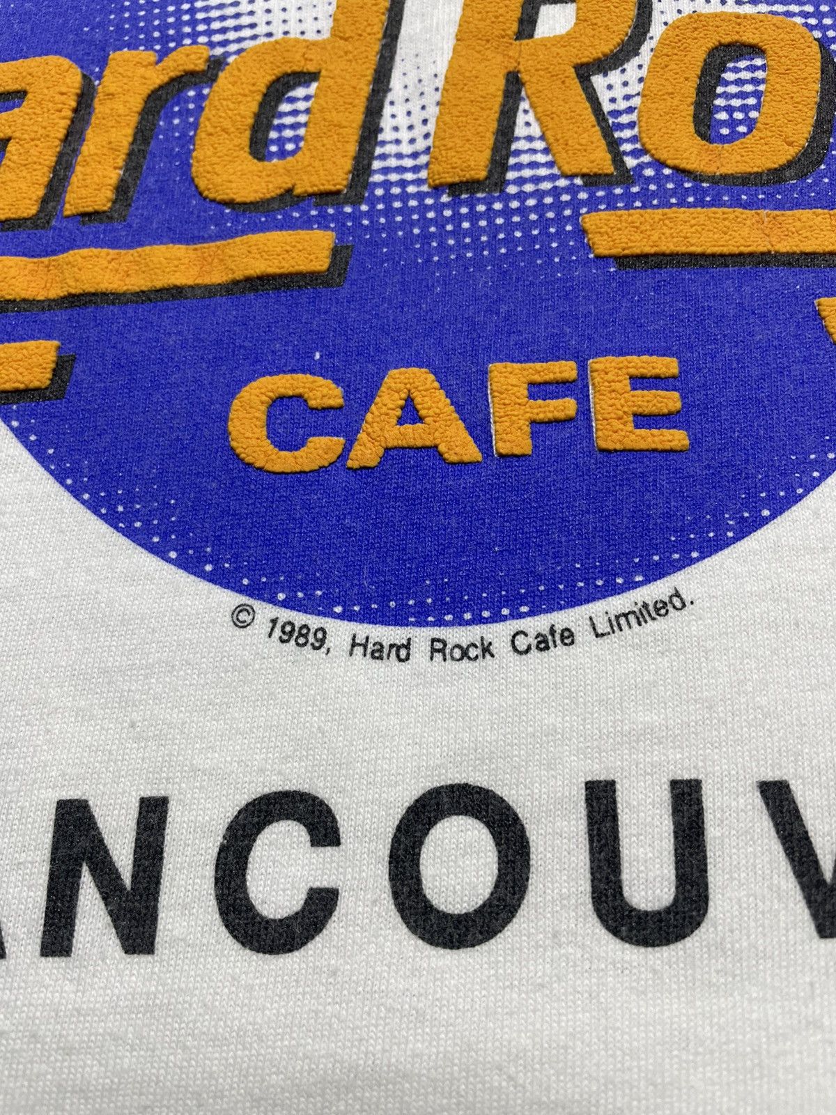 Hard Rock Cafe Vintage 1989 Hard Rock Cafe Vancouver USA Logo Print Graphic Size US M / EU 48-50 / 2 - 3 Thumbnail
