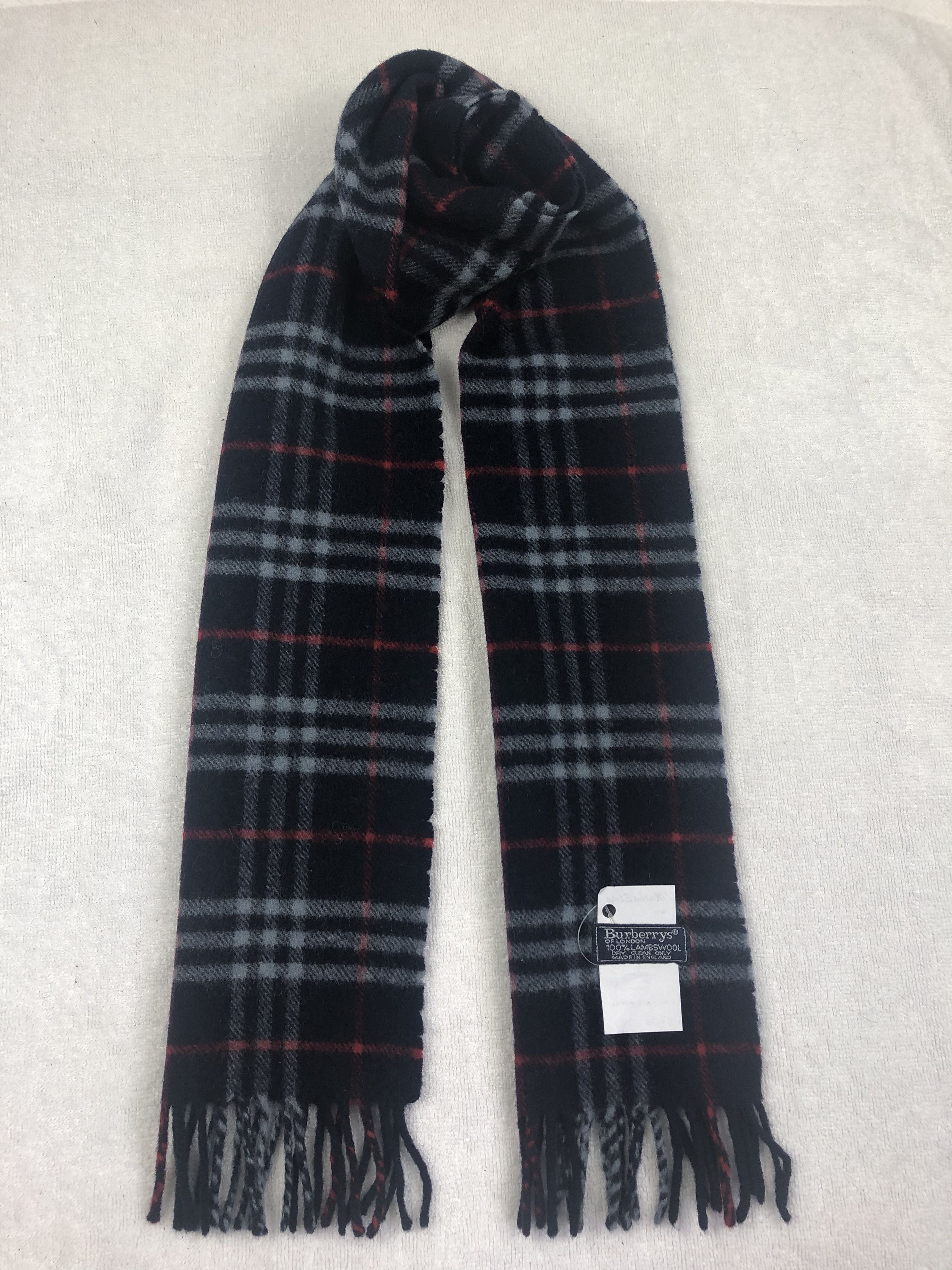 Burberry Burberry Nova Check Scarf / Muffler / Neckwear Size ONE SIZE - 1 Thumbnail