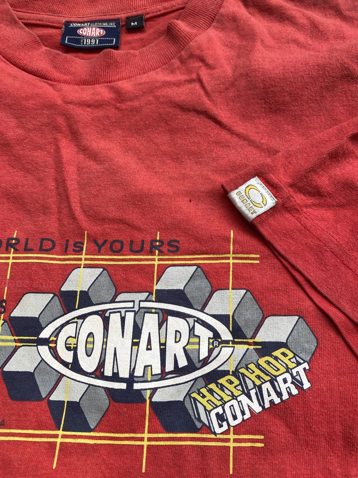 Other Vintage Y2K Conart Hip Hop The World Is Yours Graphic Shirt Size US M / EU 48-50 / 2 - 6 Thumbnail