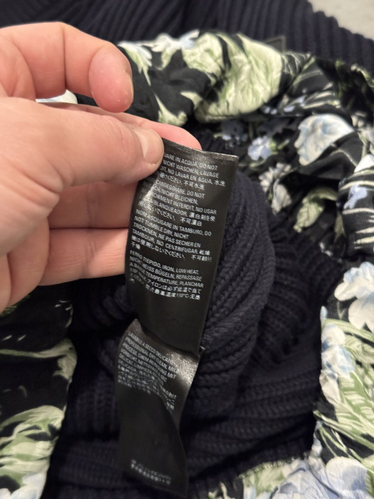 Balenciaga *RARE* BALENCIAGA DEMNA OVERSIZED LAYERED TROMPE OEIL FLORAL Size L / US 10 / IT 46 - 18 Thumbnail
