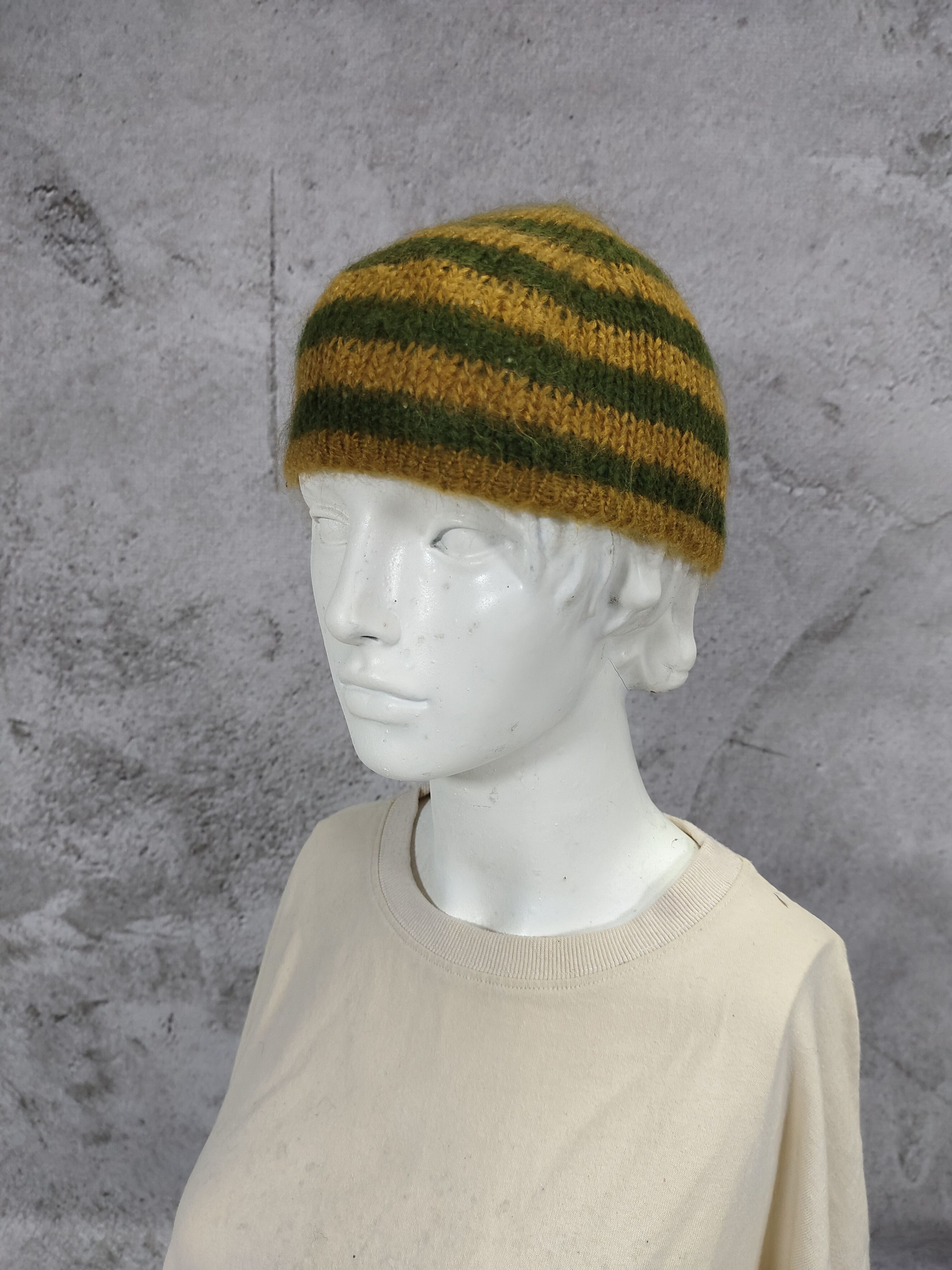 Vintage 1990s Heritage- Artisan Made Archive Wool Knit Beanie Hat Size ONE SIZE - 2 Thumbnail