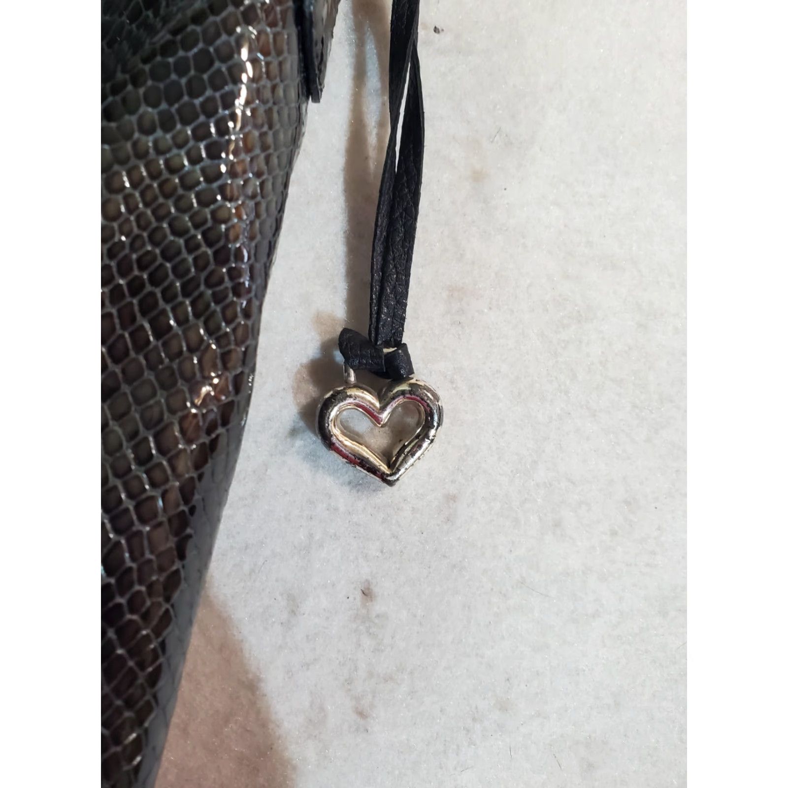 Brighton VINTAGE Brighton Shoulder Bag Brown Green Snakeskin Pattern w/ Heart Charm, Patent Leather, Medium, Women Size ONE SIZE - 5 Thumbnail