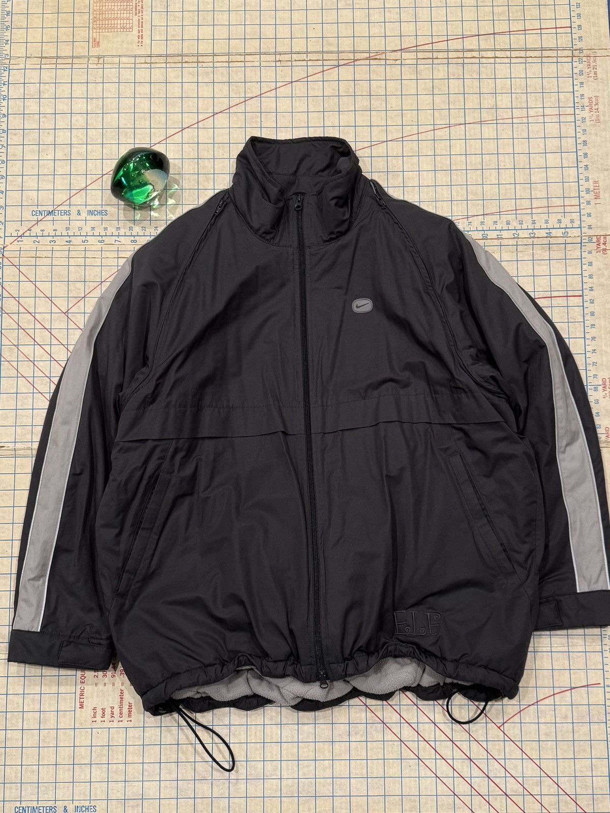 Nike Vintage Nike Y2K Gray Tag Winter Jacket Vest 2 In 1 Mens XL Size US XL / EU 56 / 4 - 2 Thumbnail