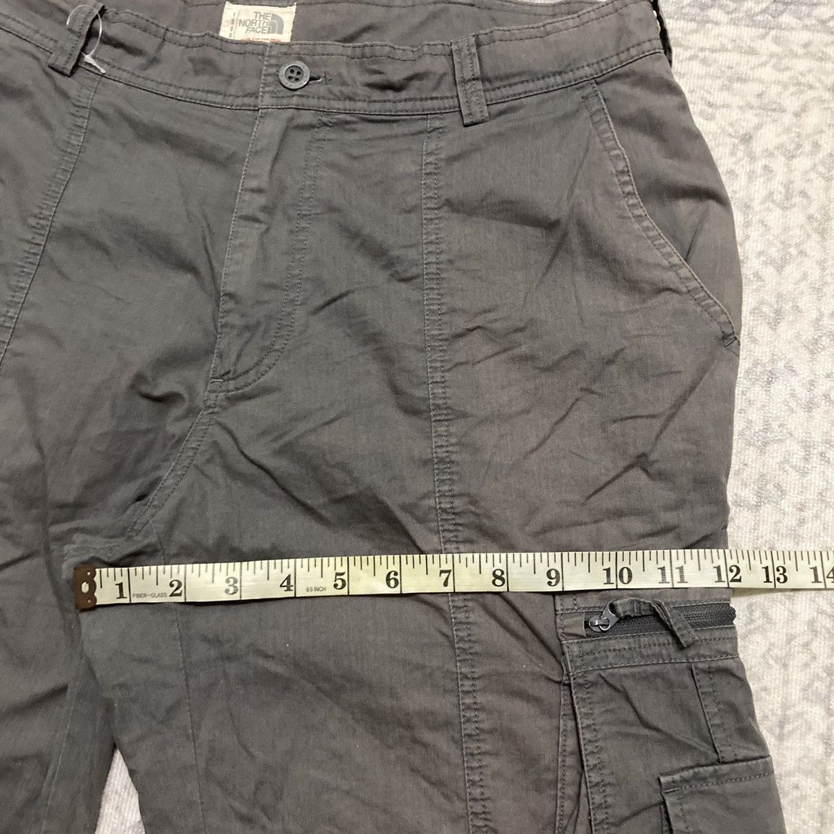 The North Face Faded & Distressed The North Face Tactical Cargo Shorts Size US 32 / EU 48 - 19 Thumbnail