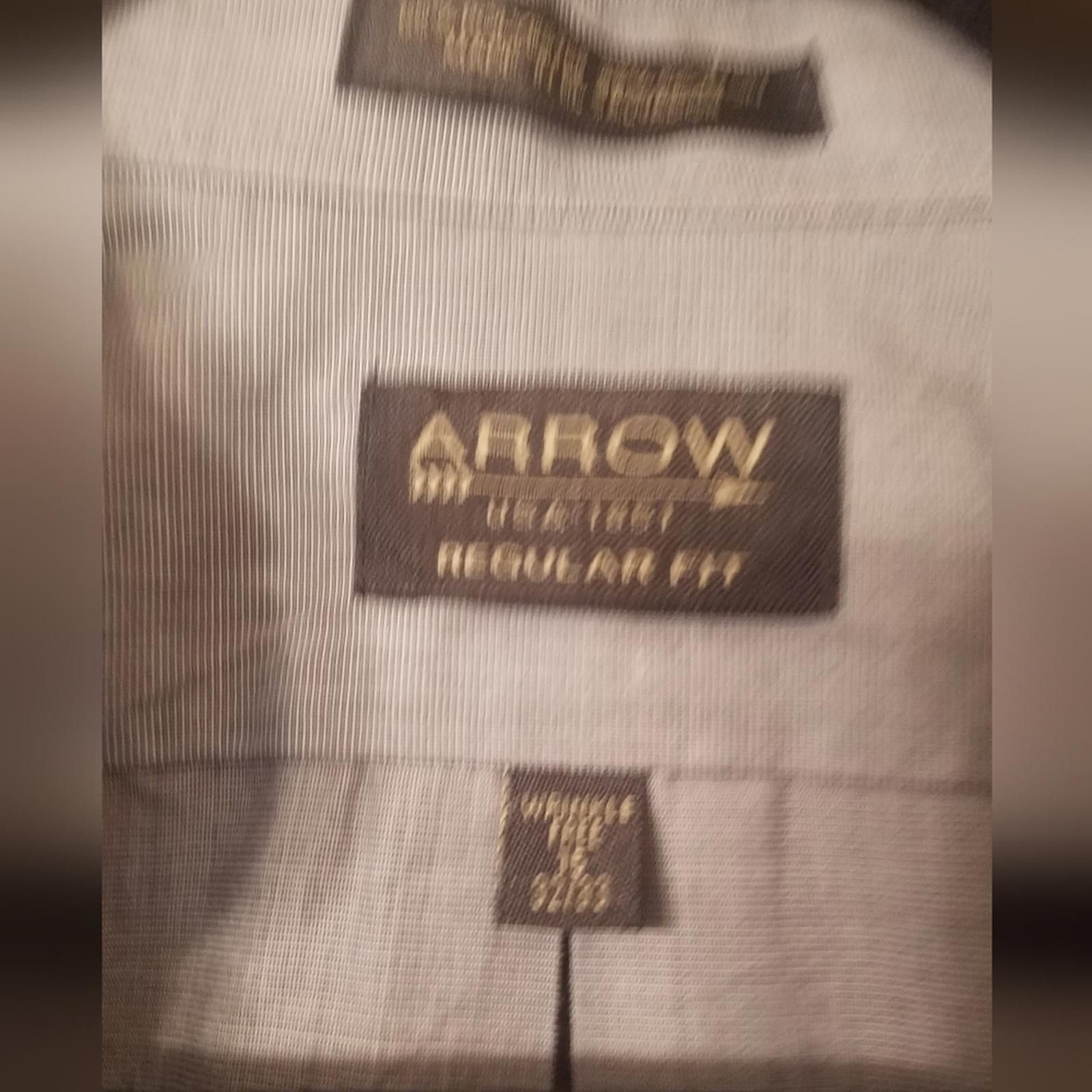 Arrow Arrow Regular Fit Gray Button-Down Shirt 32/33 15 Size US M / EU 48-50 / 2 - 3 Thumbnail