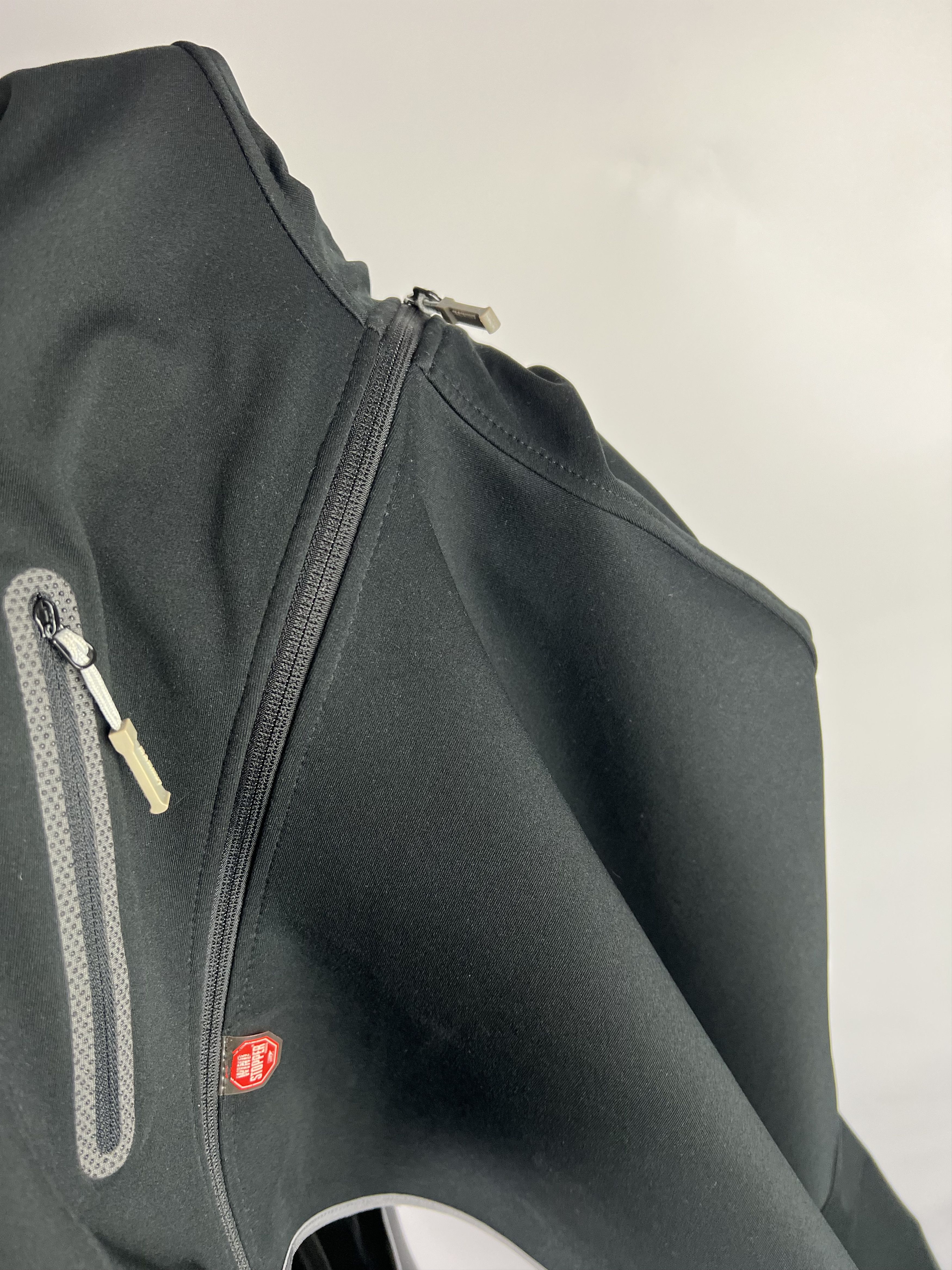 Mammut Mammut Womens Windstopper Softshell Hooded Jacket Size M / US 6-8 / IT 42-44 - 9 Thumbnail