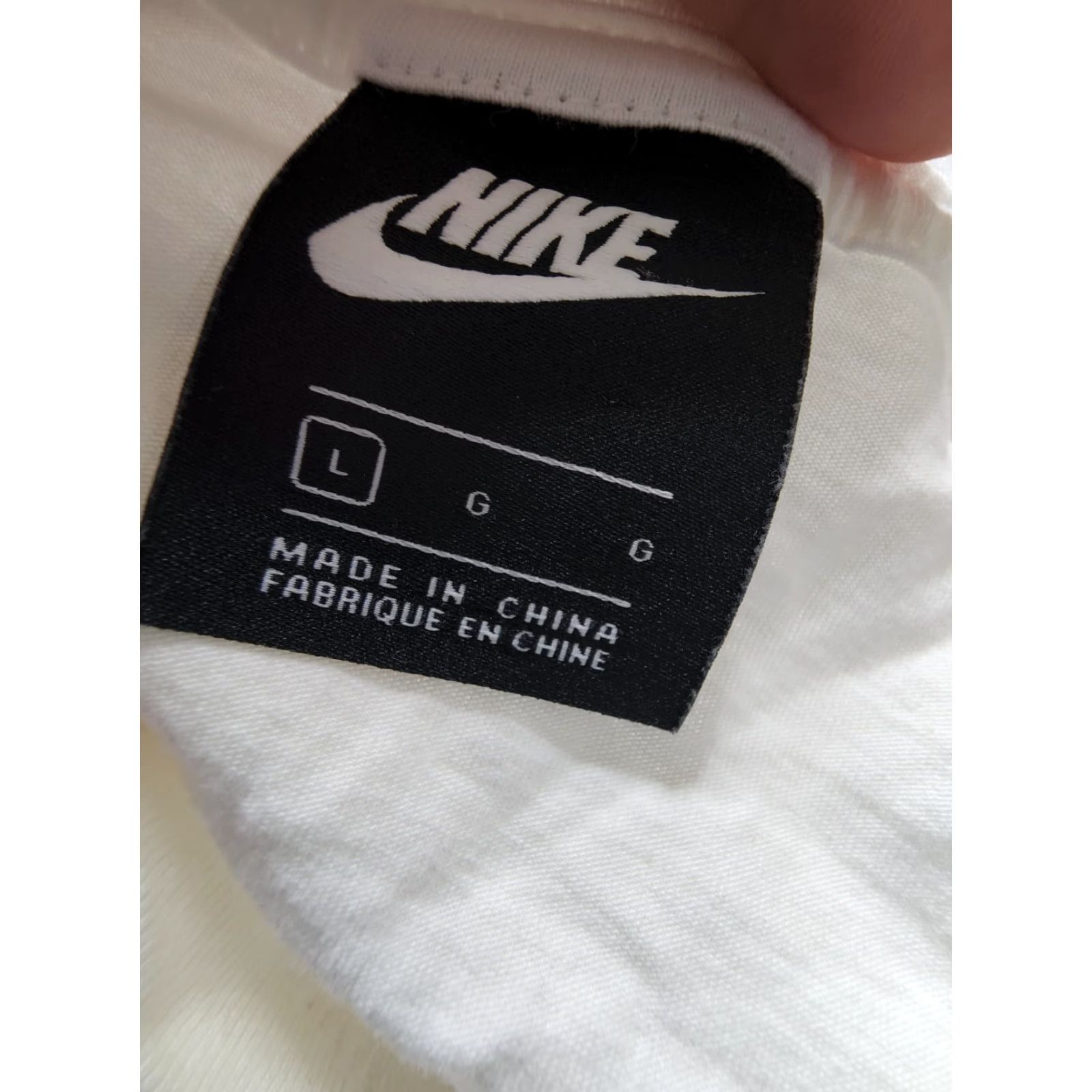 Nike Nike T-Shirt Long Sleeve Casual Crew Neck Modern Unisex Adult Size L White Retro Logo Size L / US 10 / IT 46 - 5 Thumbnail