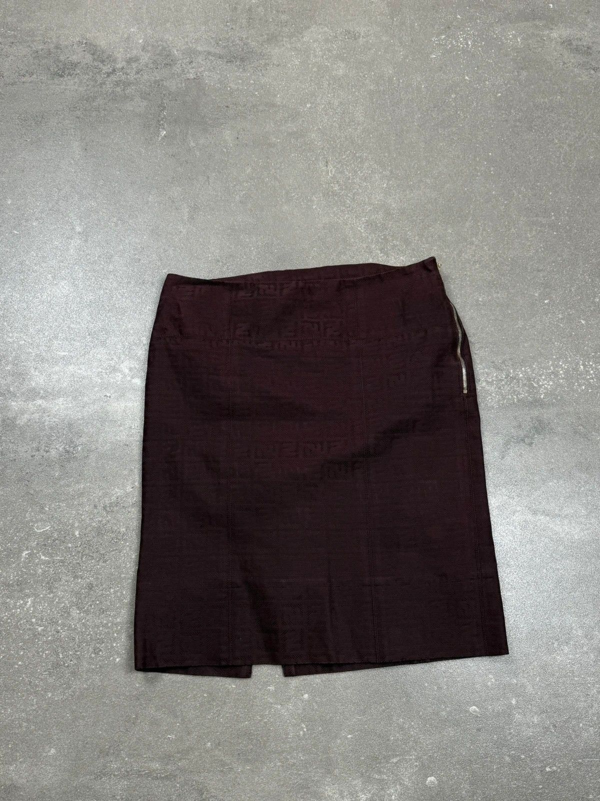 Fendi Fendi skirt monogram luxury old money street wear Size 30" / US 8 / IT 44 - 1 Thumbnail