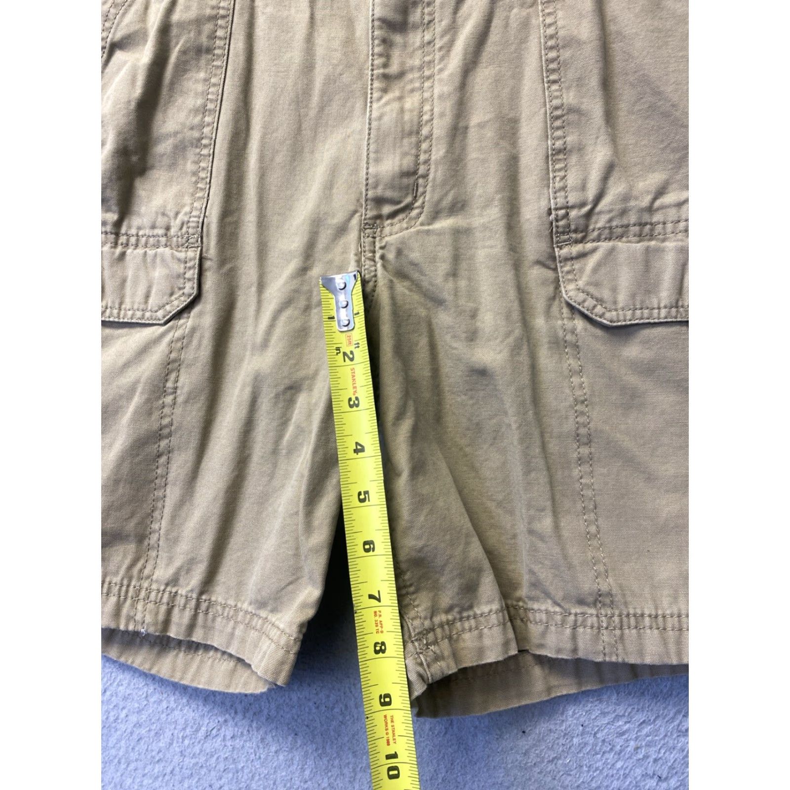 Wrangler VINTAGE Wrangler Men's Cargo Shorts Size 36 Light Brown Cotton Blend Casual 2000s Size US 36 / EU 52 - 5 Thumbnail