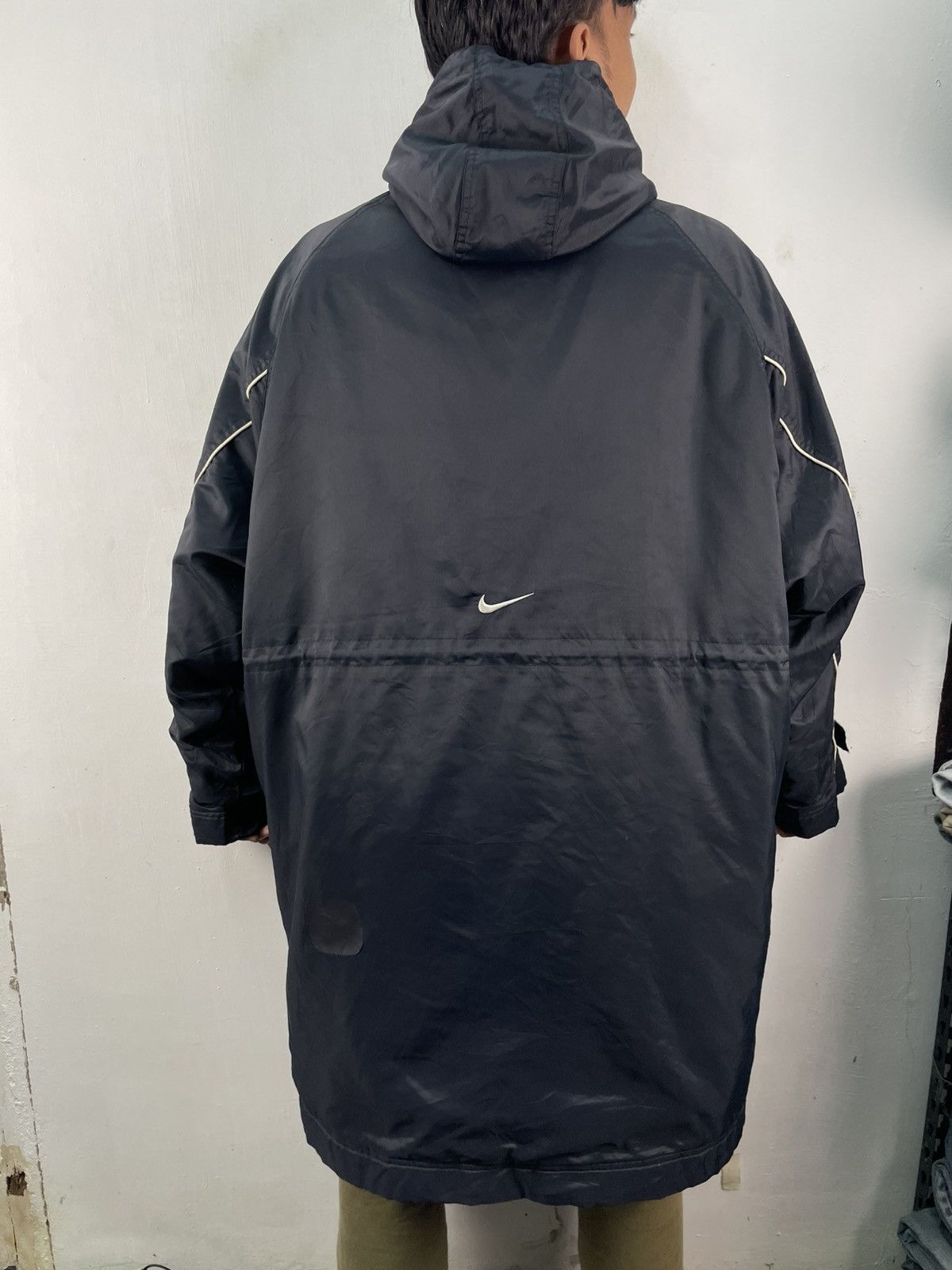 Nike × Vintage Vintage 90s Nike Center Raincoat Hoodie Jacket Sherpa Lining Size US L / EU 52-54 / 3 - 1 Thumbnail
