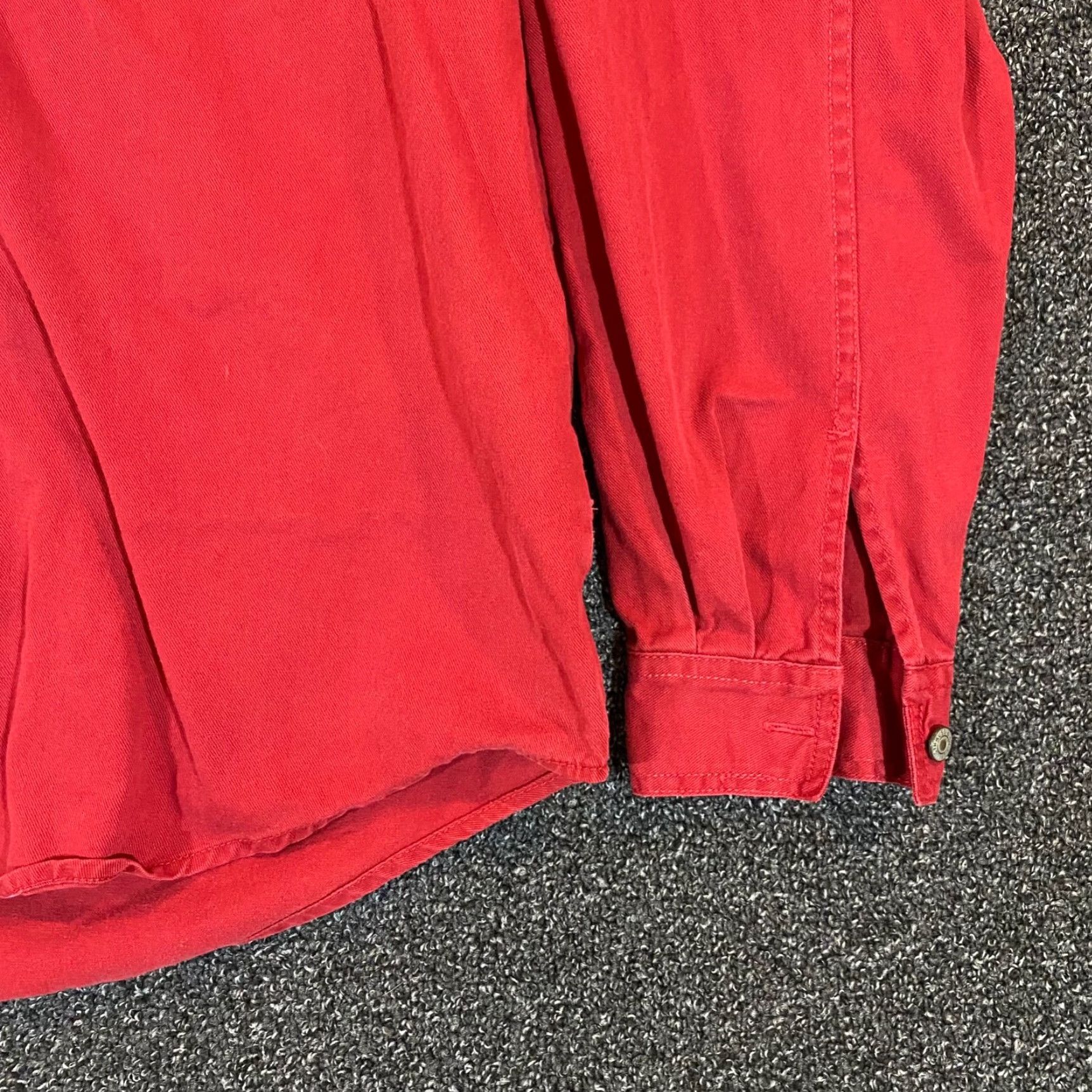 Levi's Levi's Button-Up Shirt Mens XL Red Denim Chest Pockets L/S Outdoors Vintage No Size US XL / EU 56 / 4 - 4 Thumbnail