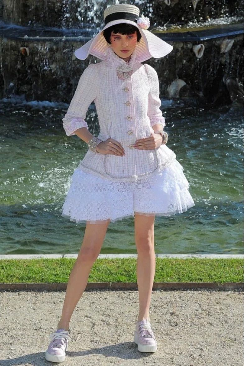 Chanel ChanelThe pink jacket of the Palace of Versailles 2503-Next Size XS / US 0-2 / IT 36-38 - 6 Thumbnail