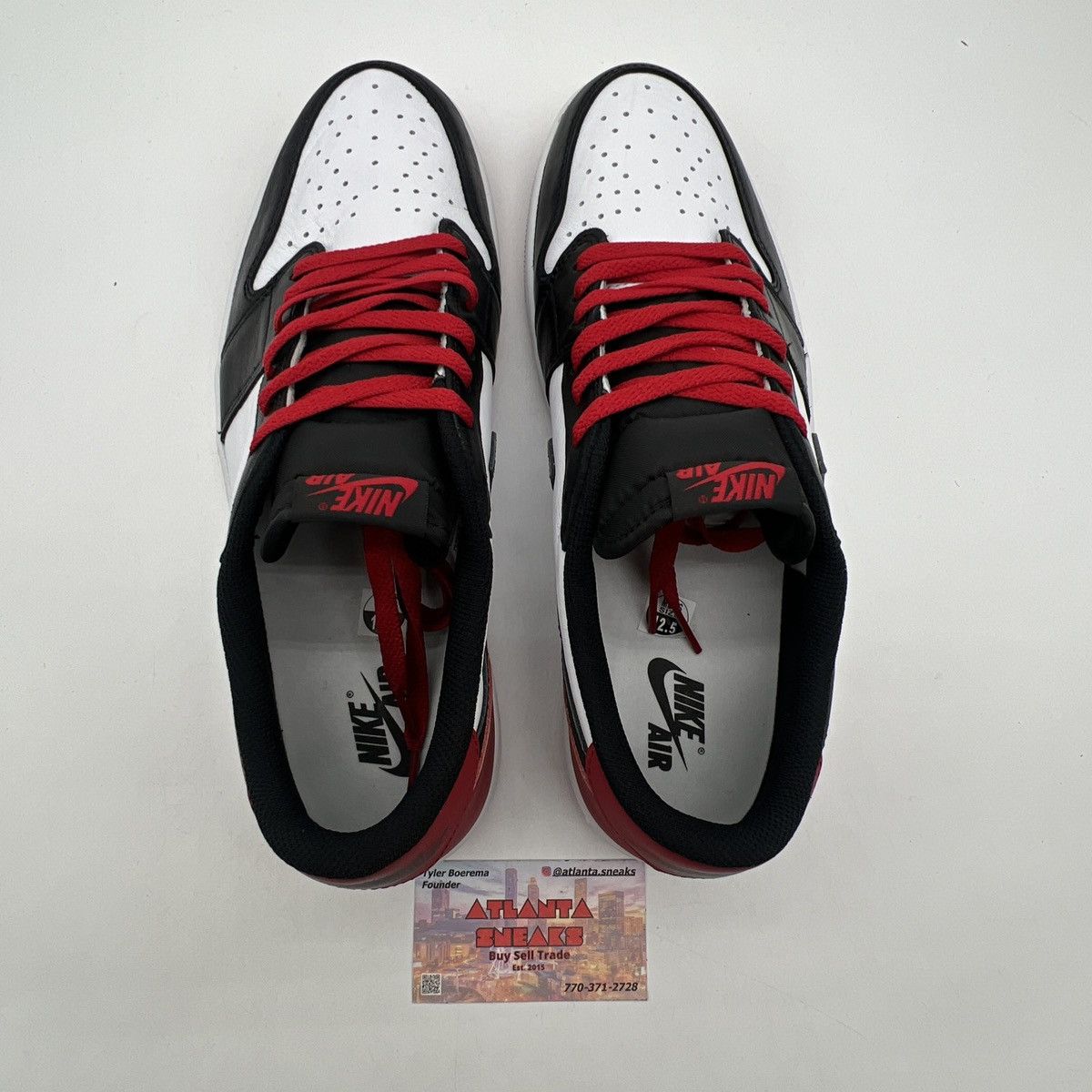Nike Air Jordan 1 low black toe Size US 12.5 / EU 45-46 - 7 Thumbnail