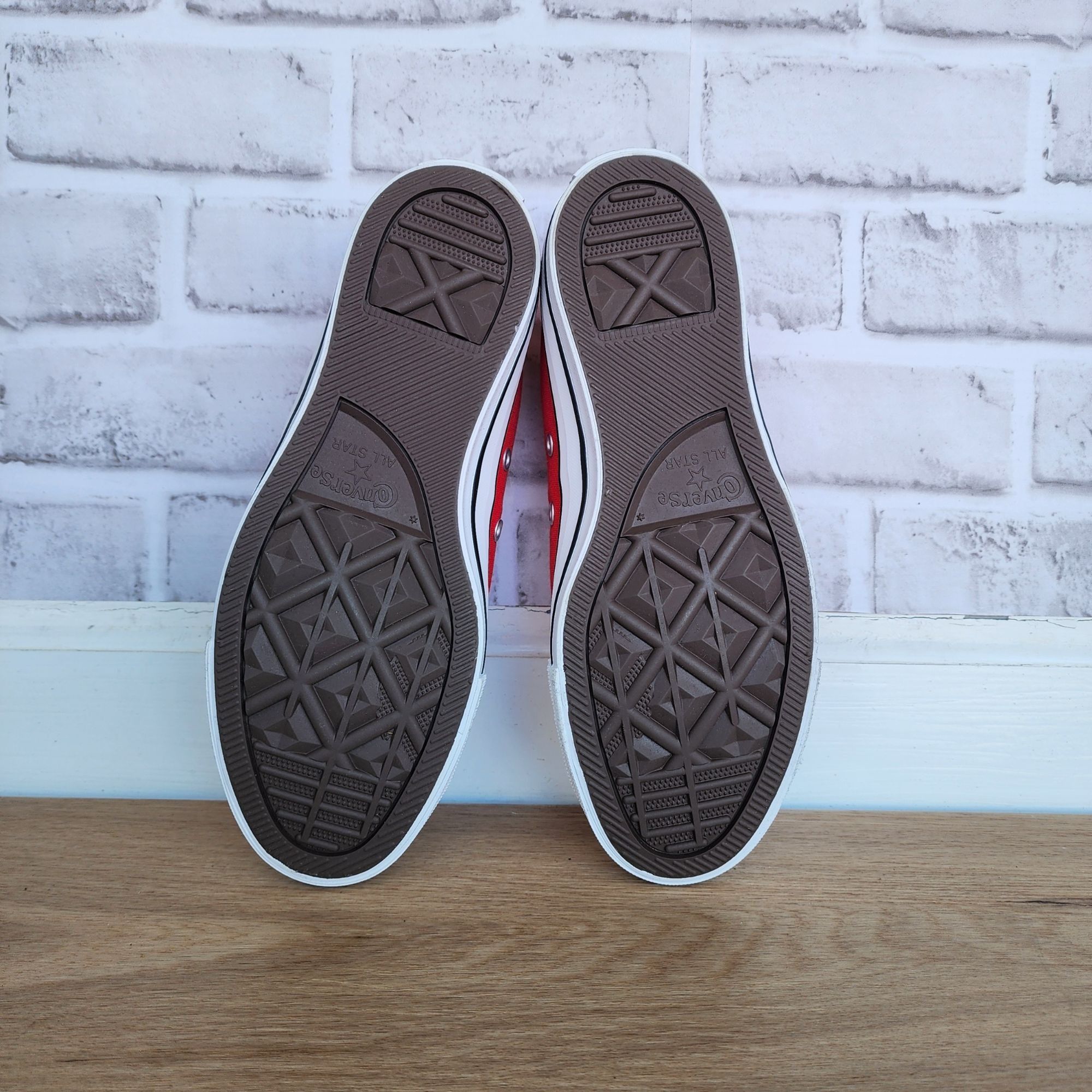 Converse ⭐Converse Chuck Taylor All Star Low Size 6.5 Women's shoes S Size US 6.5 / IT 36.5 - 6 Thumbnail