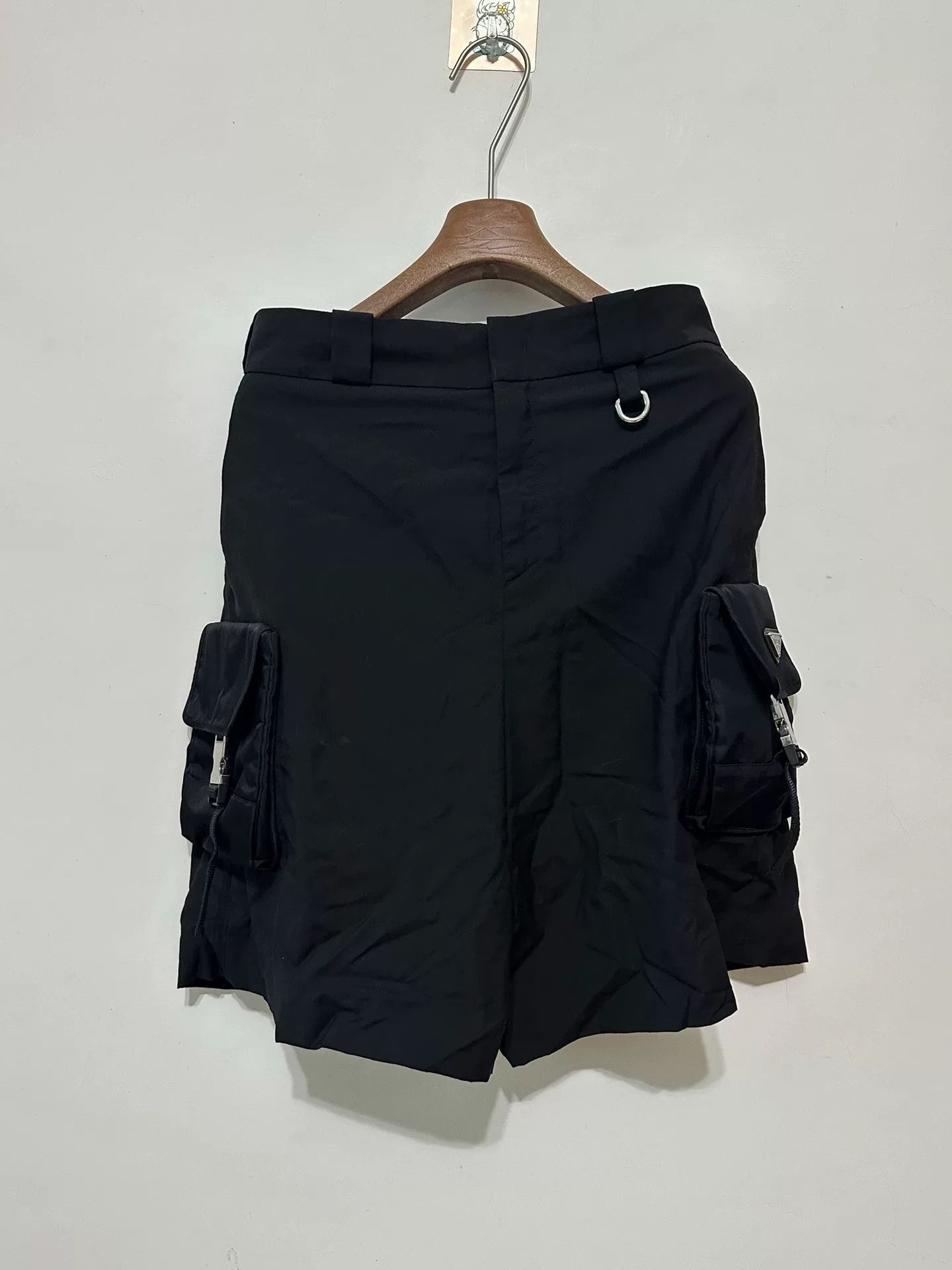 Prada Prada Triangle Logo Cargo Shorts Size US 38 / EU 54 - 1 Thumbnail