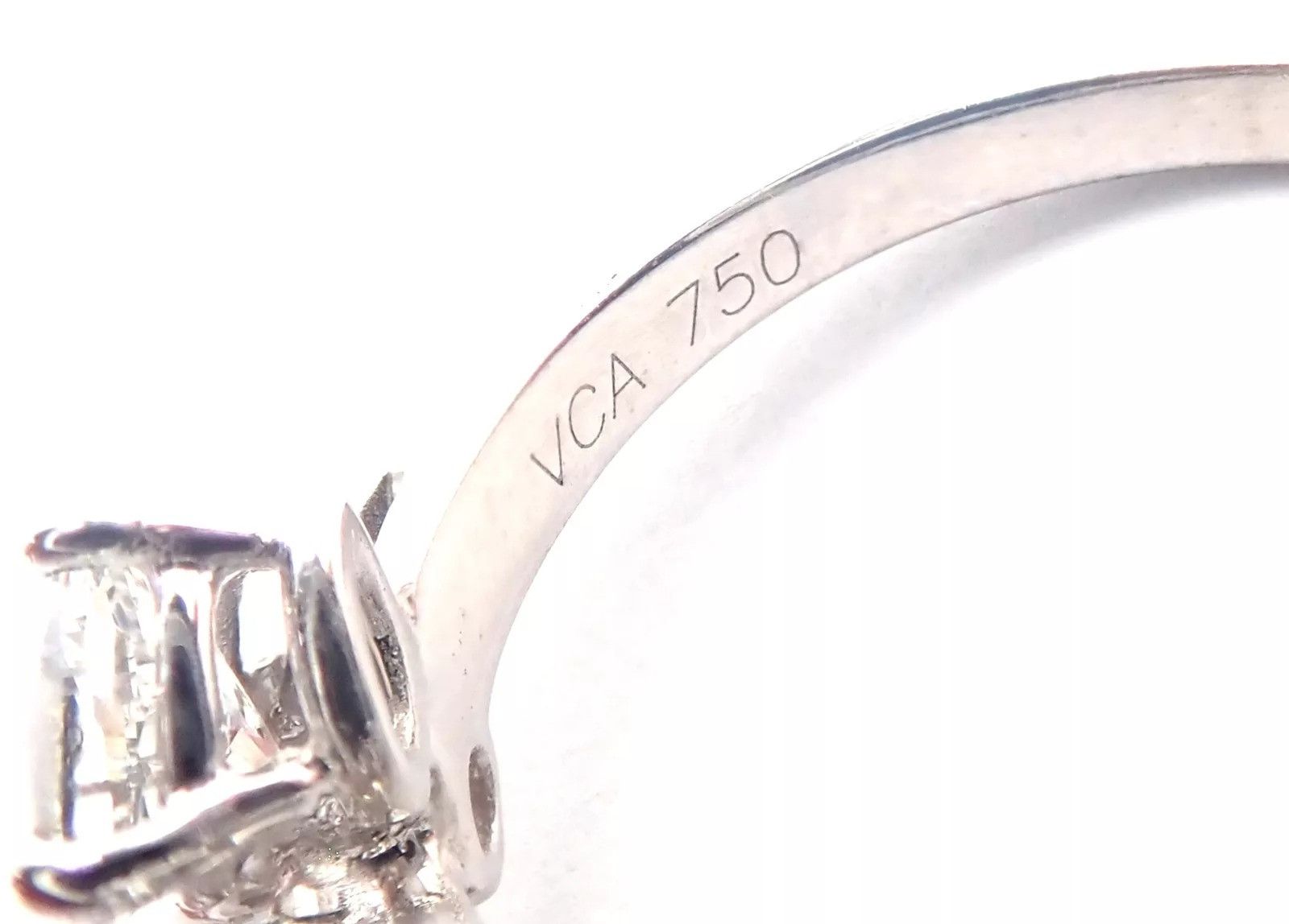 Van Cleef & Arpels Van Cleef & Arpels Folie des Pres 18k Diamond Flower Ring Size ONE SIZE - 7 Thumbnail
