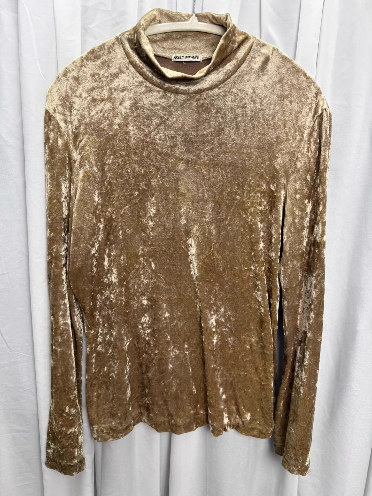 Issey Miyake ISSEY MIYAKE Champagne Velvet Burnout Base Top K20 Size M / US 6-8 / IT 42-44 - 1 Thumbnail
