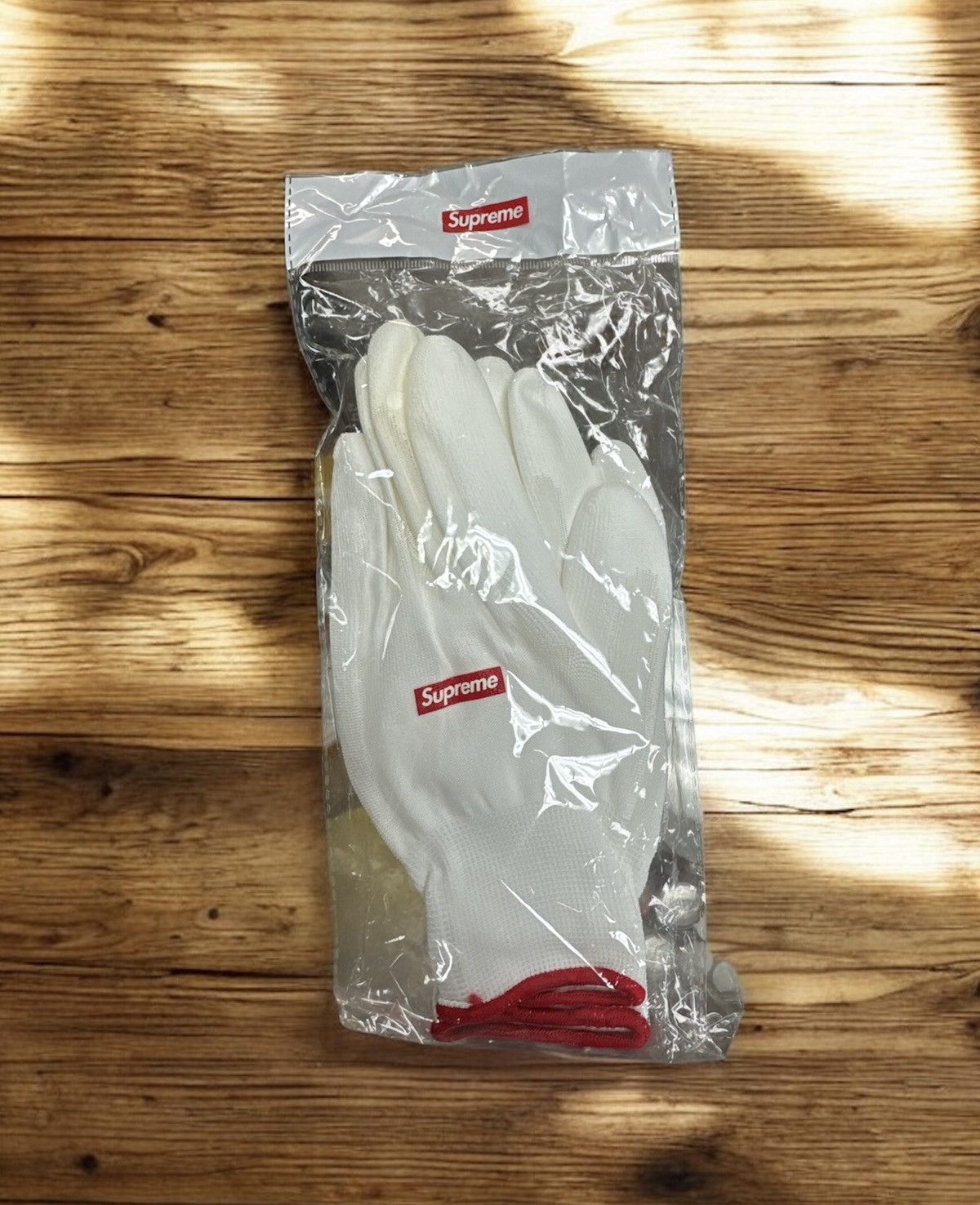 Supreme Supreme Rubberized Gloves FW20 Size ONE SIZE - 1 Thumbnail