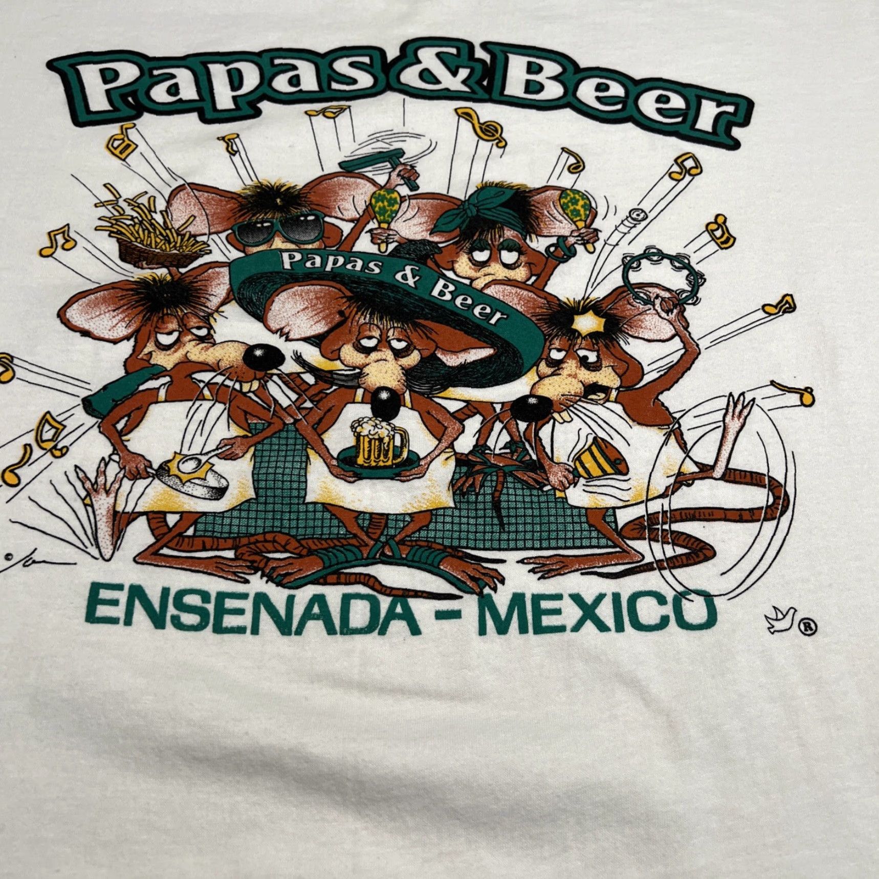 Vintage VINTAGE Tee Joys Graphic T-Shirt XL White Papas & Beer Esenada Mexico 90s Unisex Size US XL / EU 56 / 4 - 3 Thumbnail