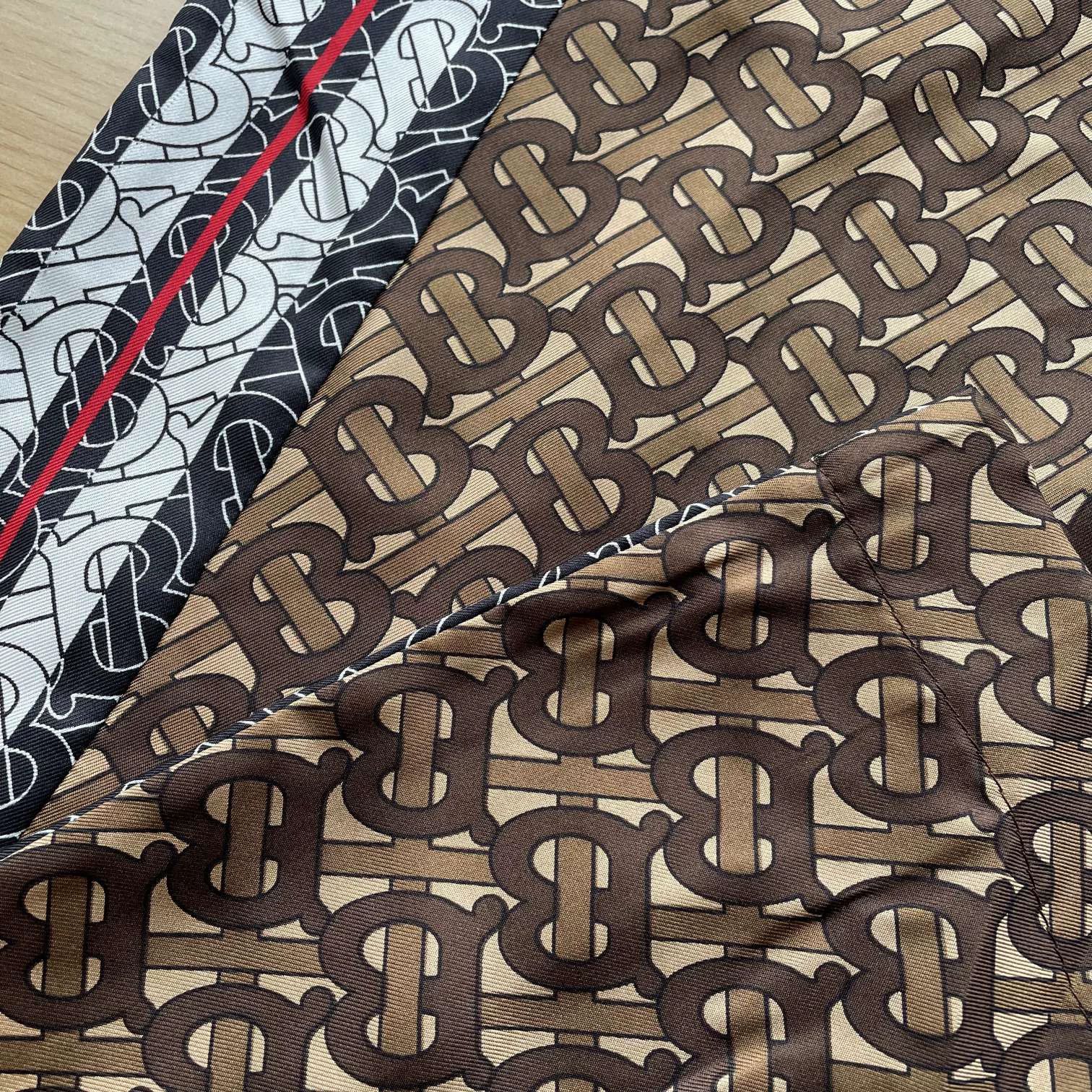 Burberry 99 New Burberry women's brown silk wideleg S monogram Size 26" / US 2 / IT 38 - 3 Thumbnail