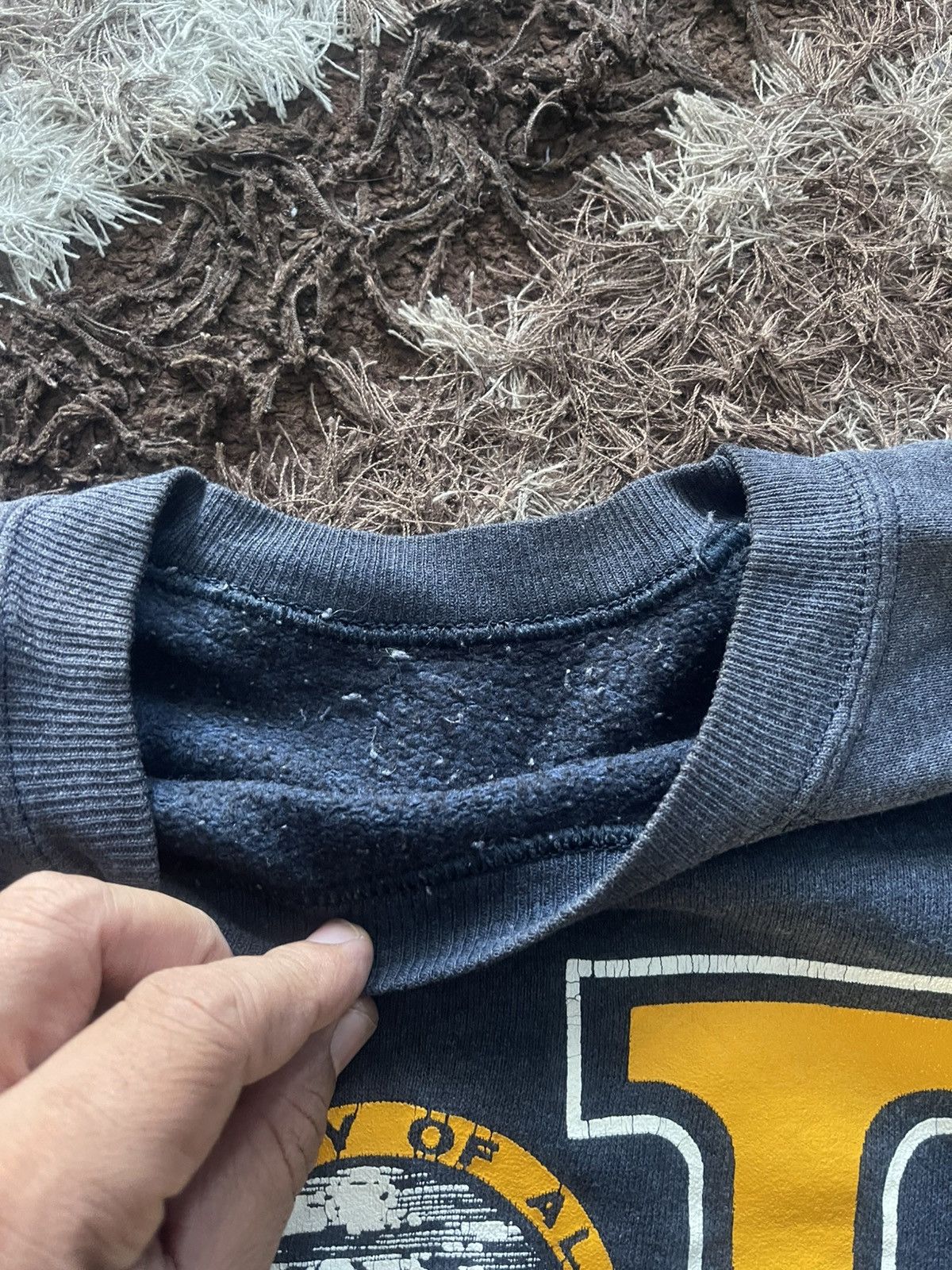 Vintage 🔥HOT🔥VINTAGE 1917 UNIVERSITY OF ALASKA TEE VERY RARE Size US M / EU 48-50 / 2 - 4 Thumbnail